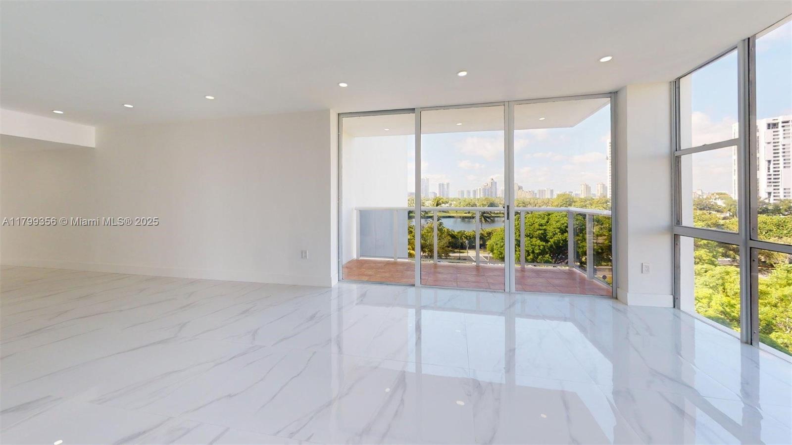 AVENTURA ELDORADO CONDO - Residential