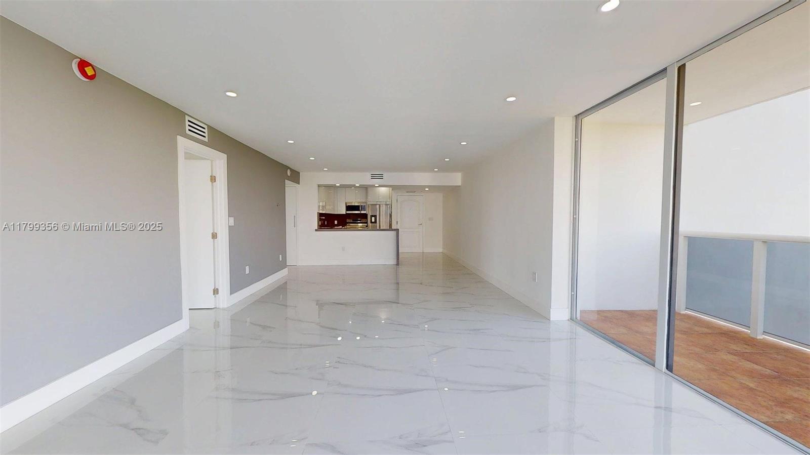 AVENTURA ELDORADO CONDO - Residential