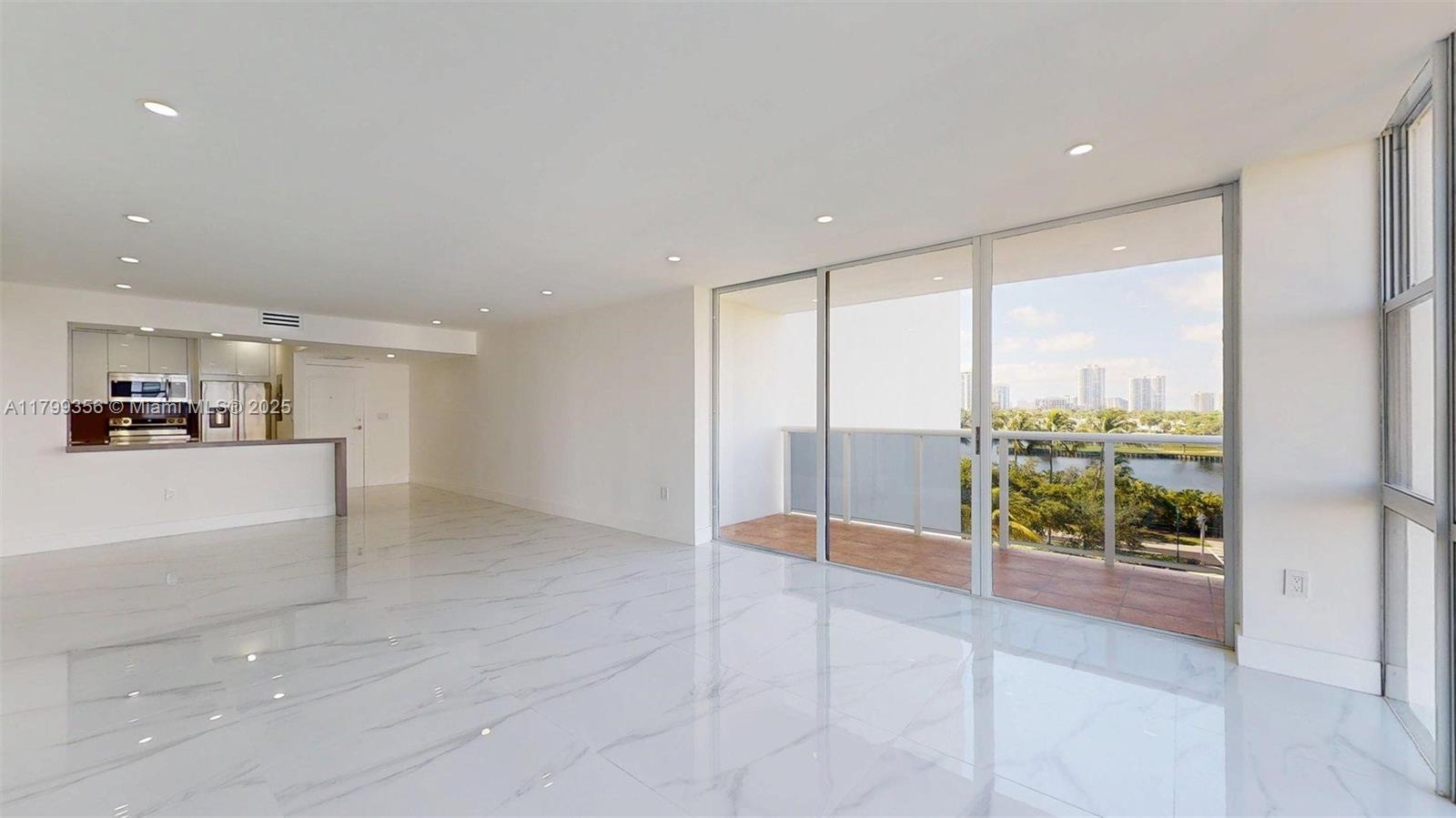 AVENTURA ELDORADO CONDO - Residential