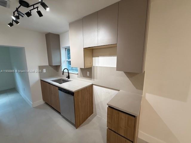 DIXIE HIGHWAY TRACK - Residential