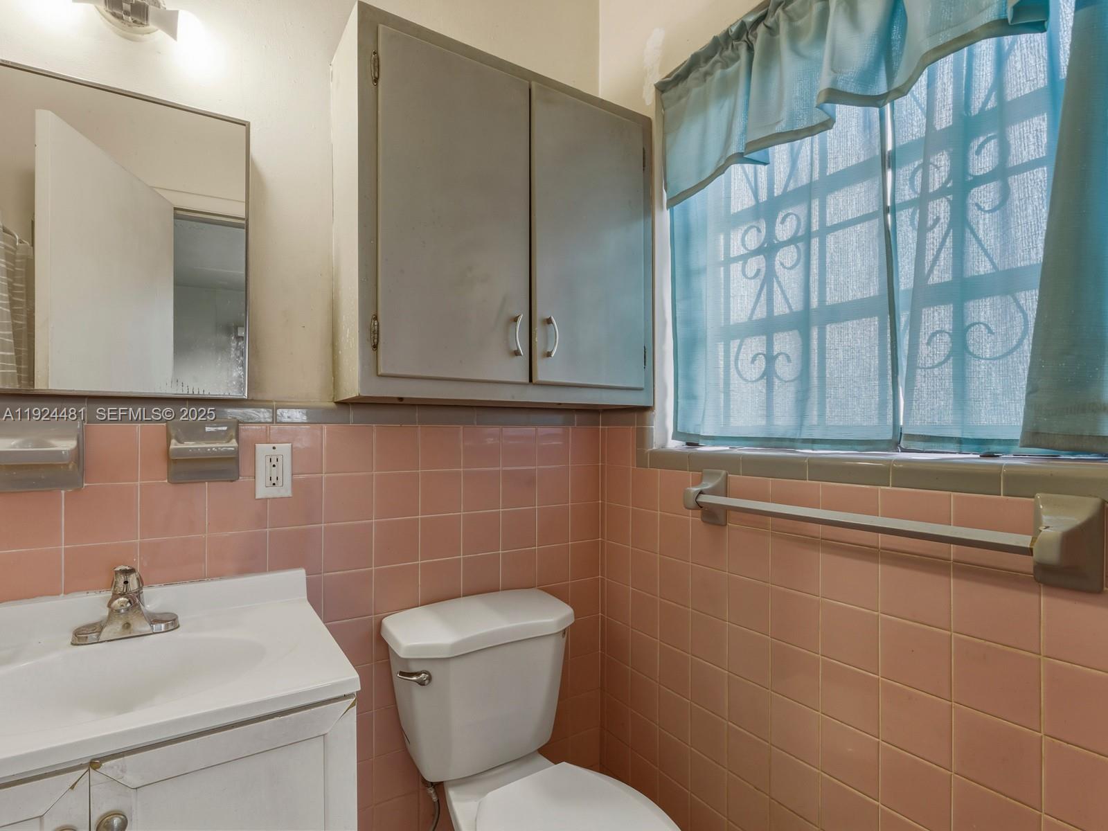 CAROL CITY GDNS 1ST ADDN - Residential