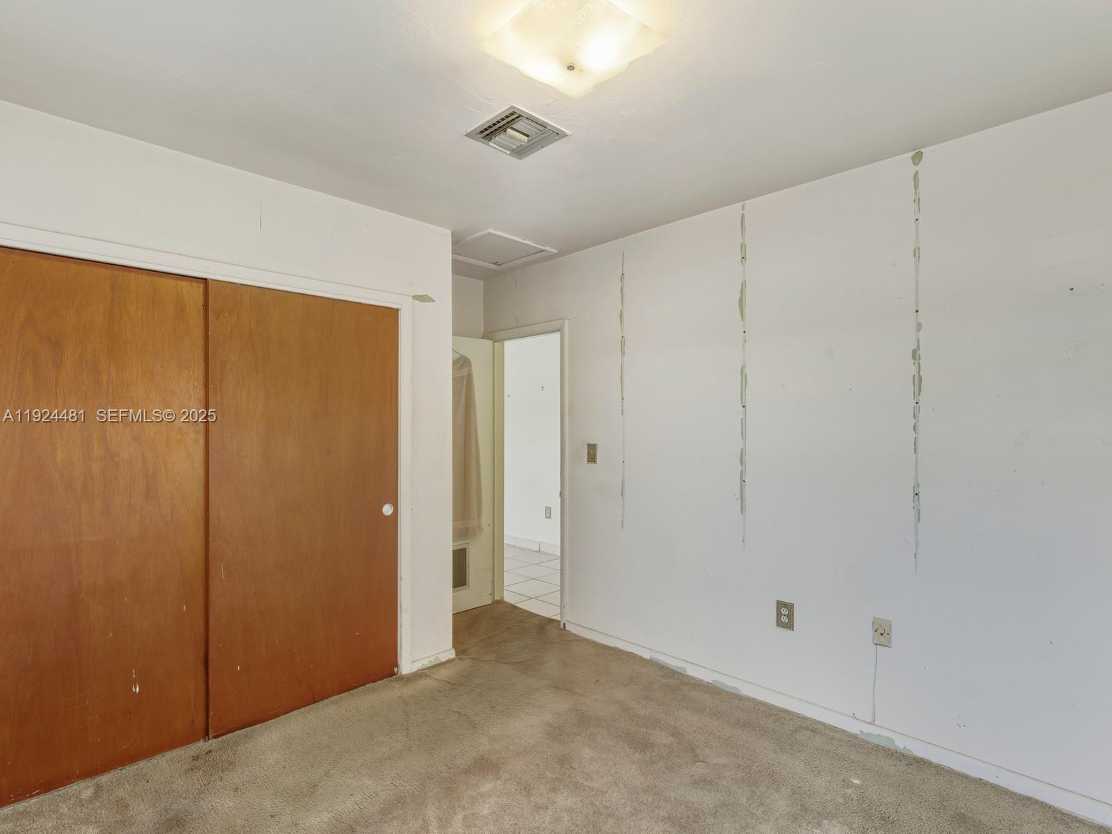 CAROL CITY GDNS 1ST ADDN - Residential