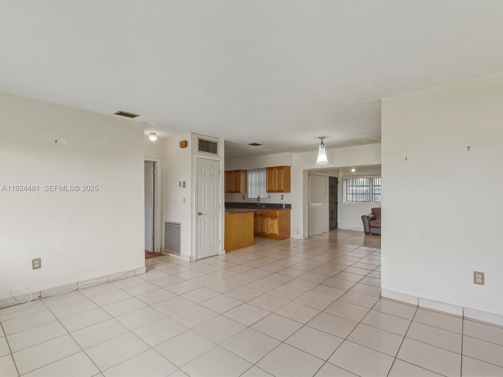 CAROL CITY GDNS 1ST ADDN - Residential