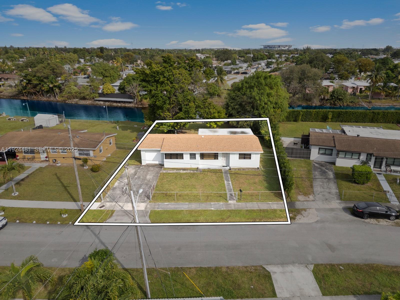 CAROL CITY GDNS 1ST ADDN - Residential