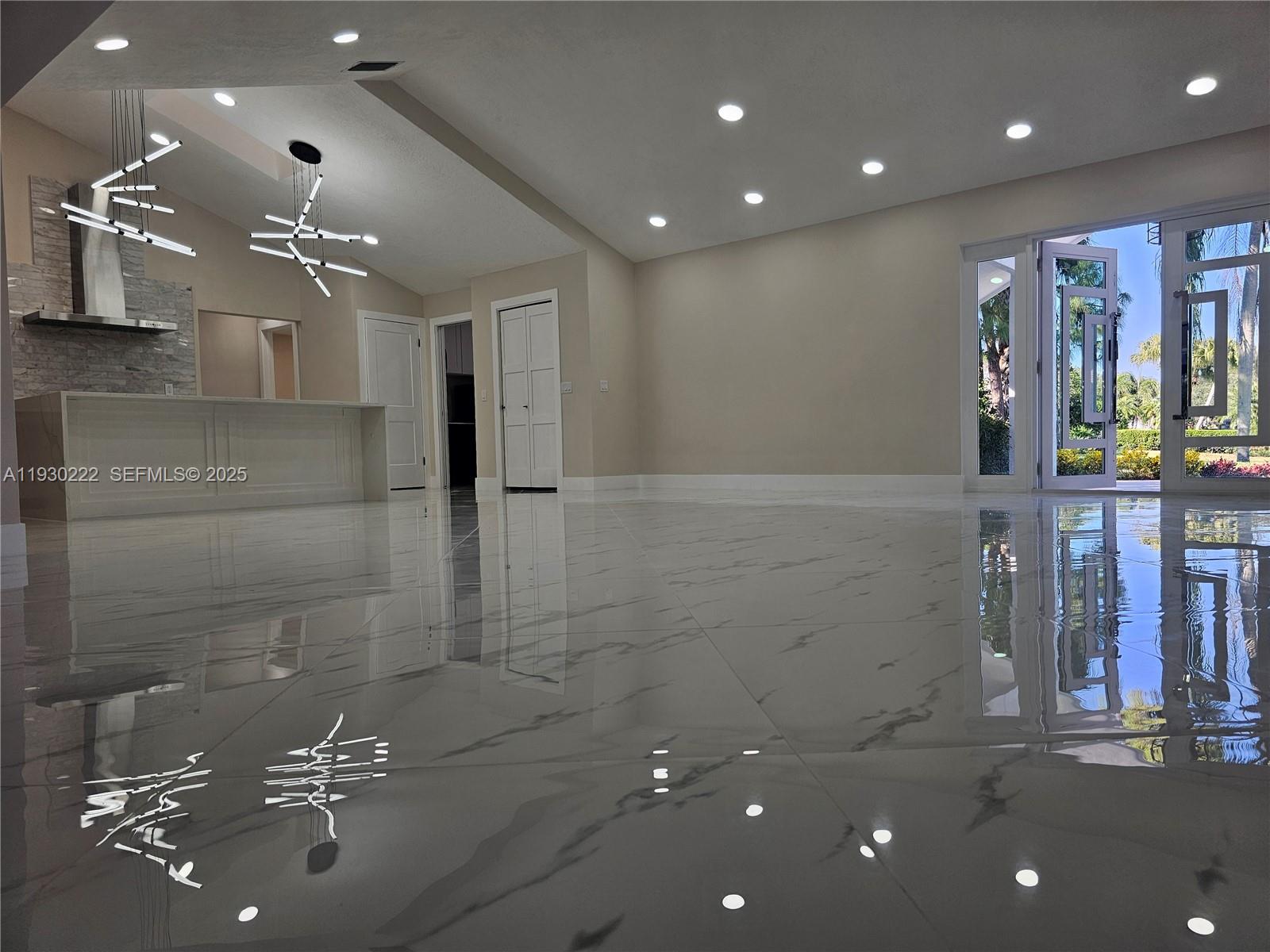 PGA RESORT COMMUNITY 3 - Residential Lease