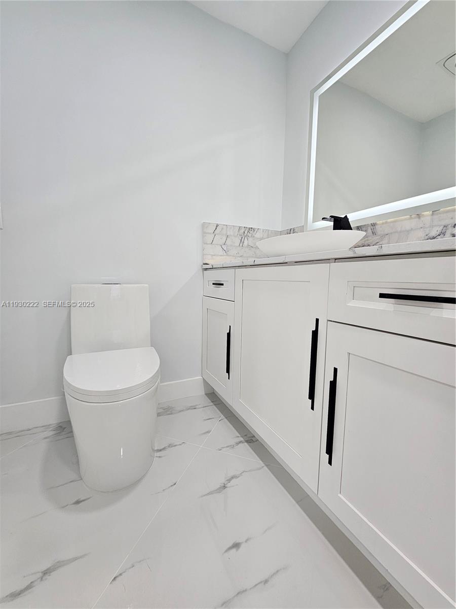 View photos, virtual tours, details... 4 Alford court 0