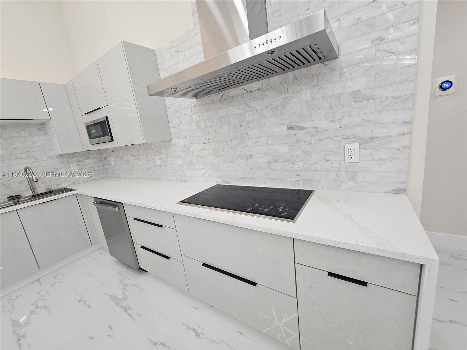 PGA RESORT COMMUNITY 3 - Residential Lease