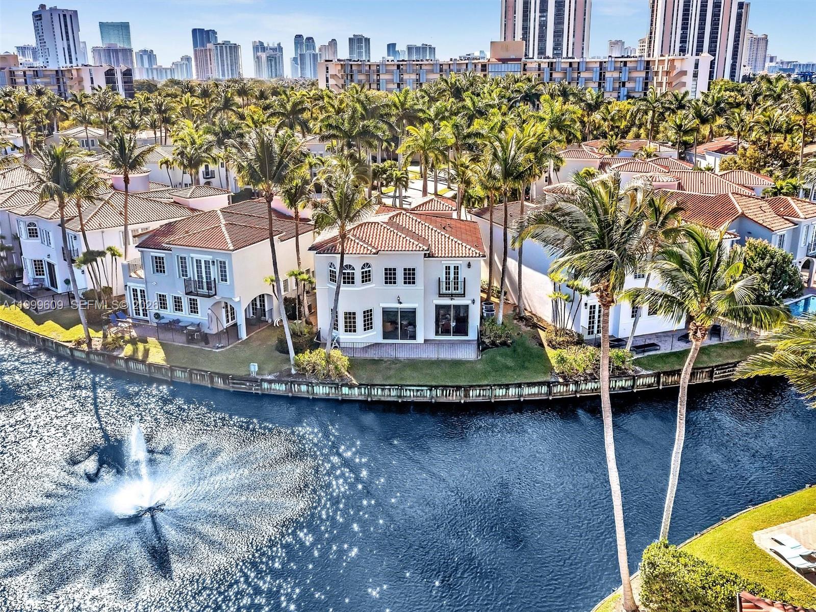 AVENTURA LAKES PHASE 1 - Residential