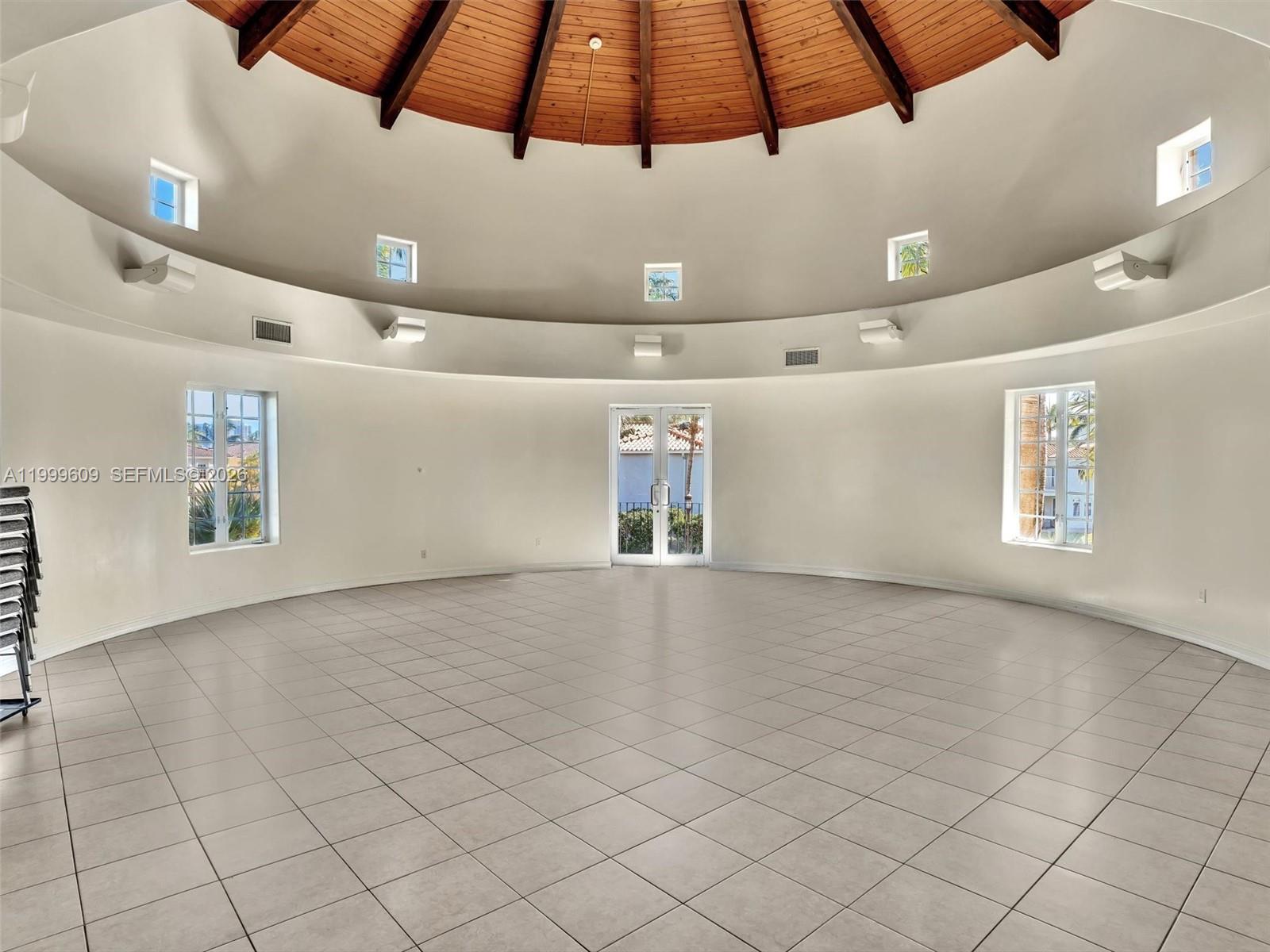 AVENTURA LAKES PHASE 1 - Residential