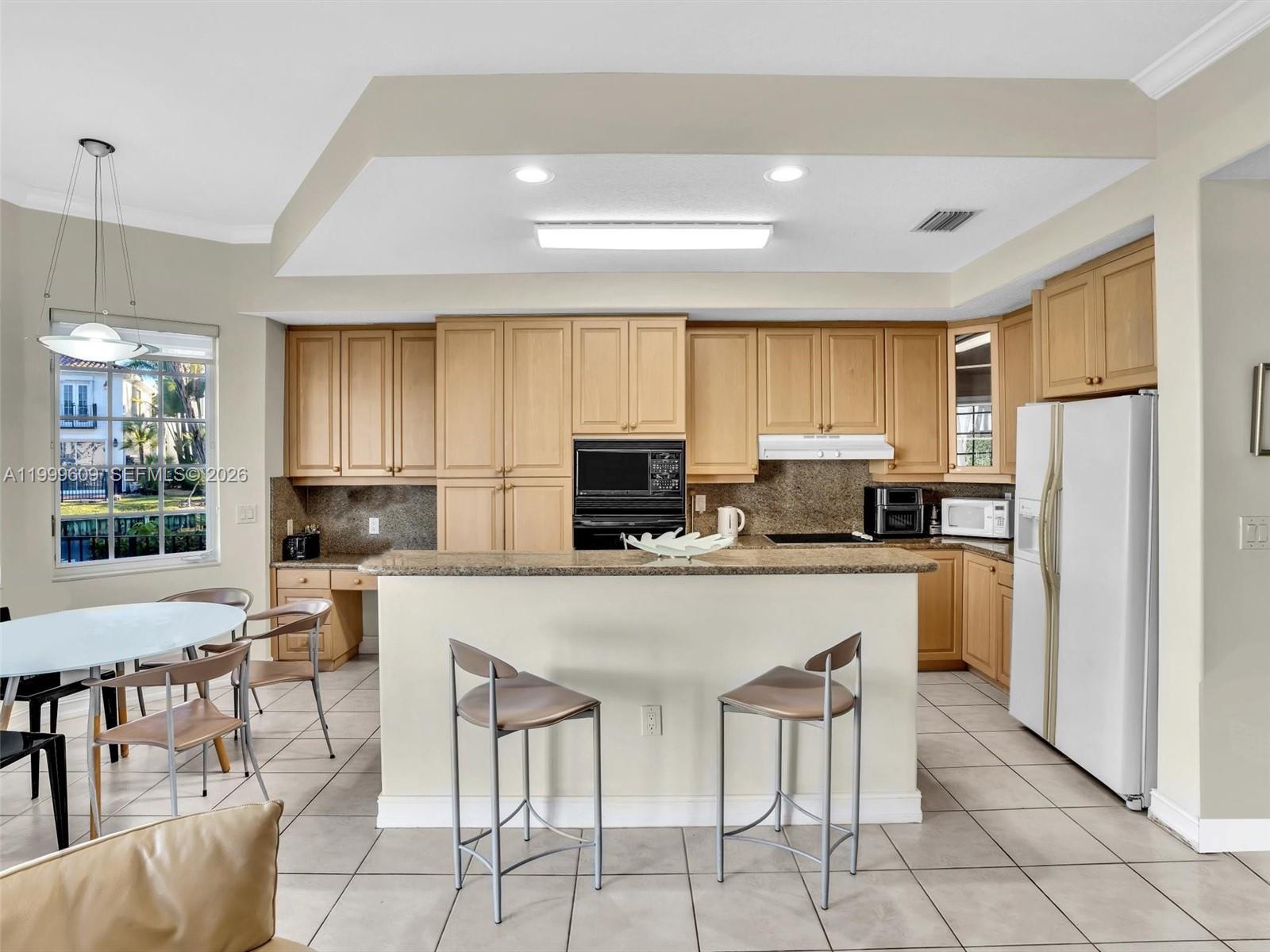 AVENTURA LAKES PHASE 1 - Residential