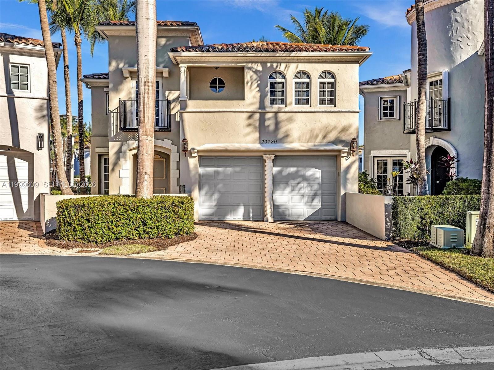 AVENTURA LAKES PHASE 1 - Residential