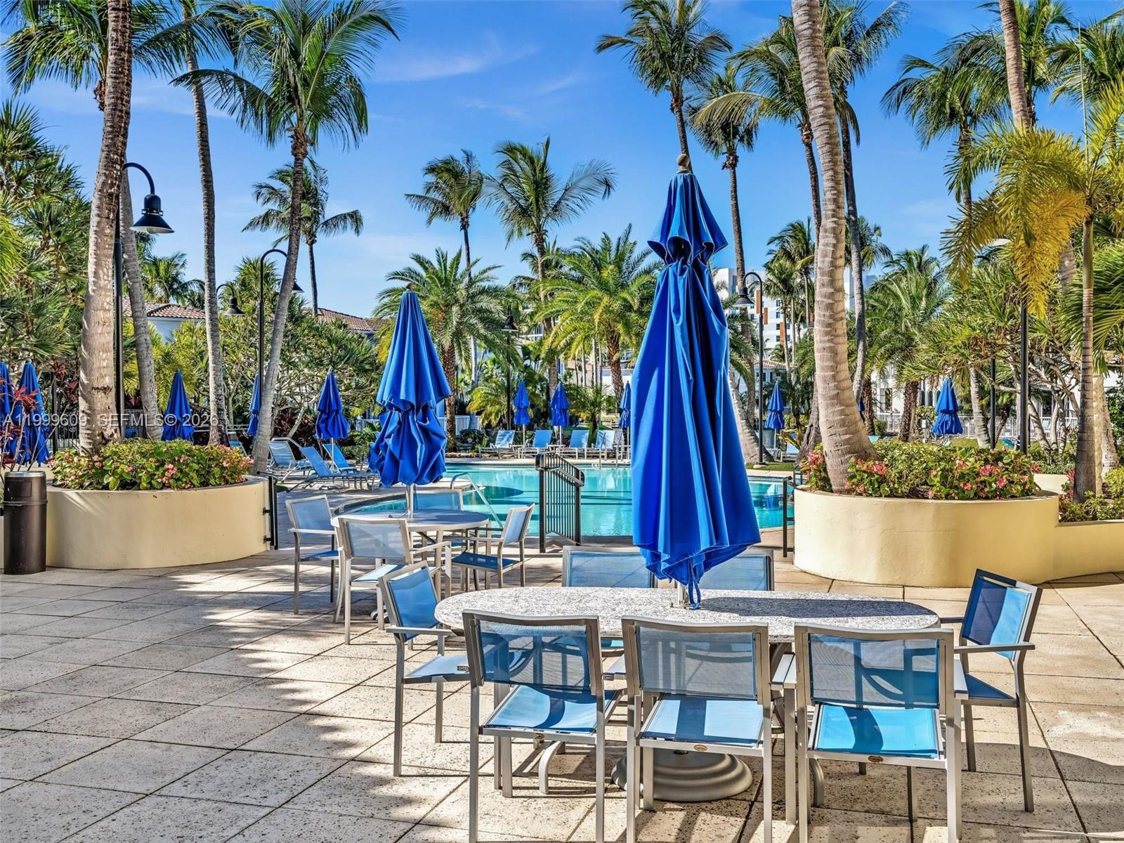 AVENTURA LAKES PHASE 1 - Residential