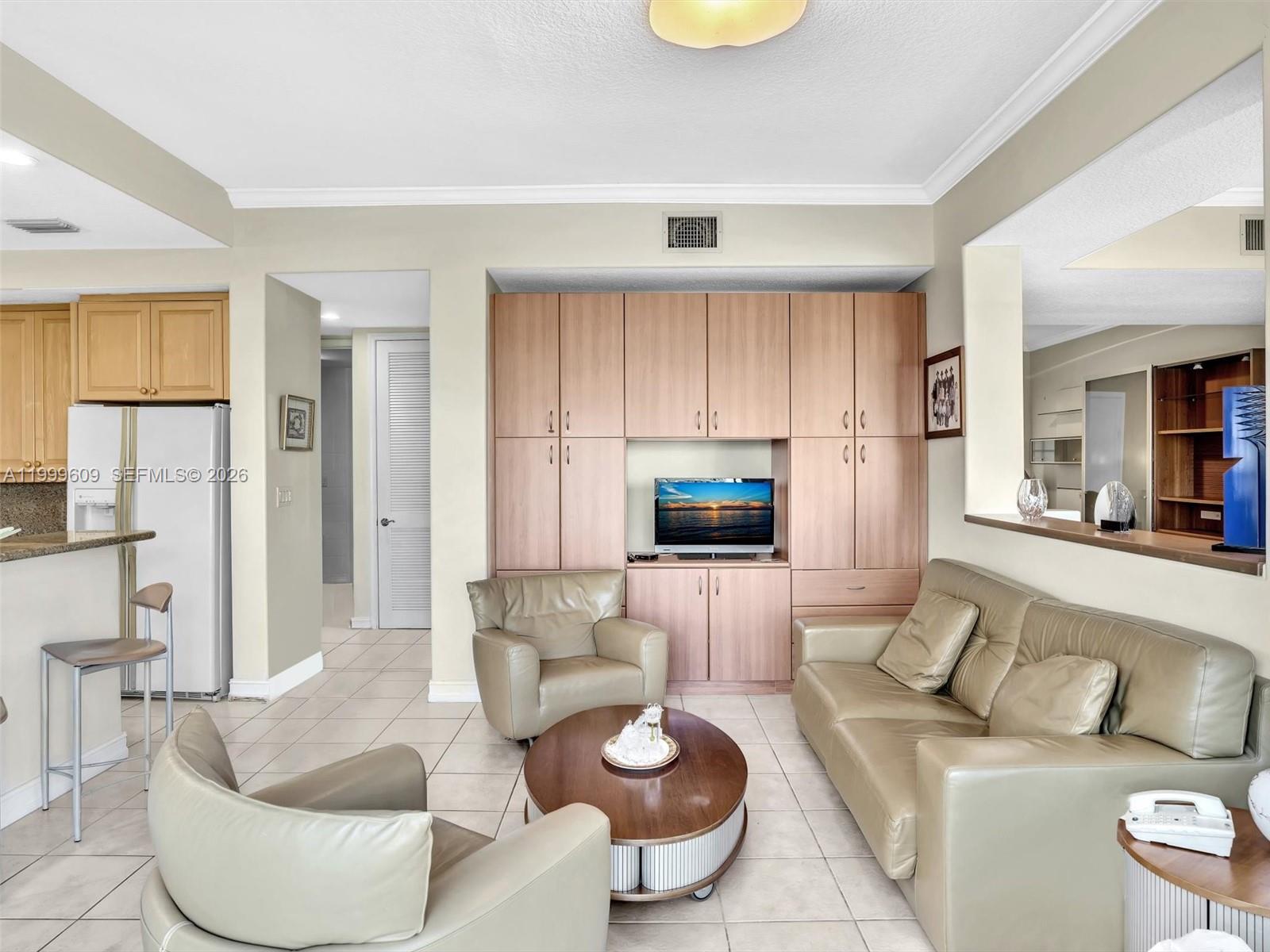 AVENTURA LAKES PHASE 1 - Residential