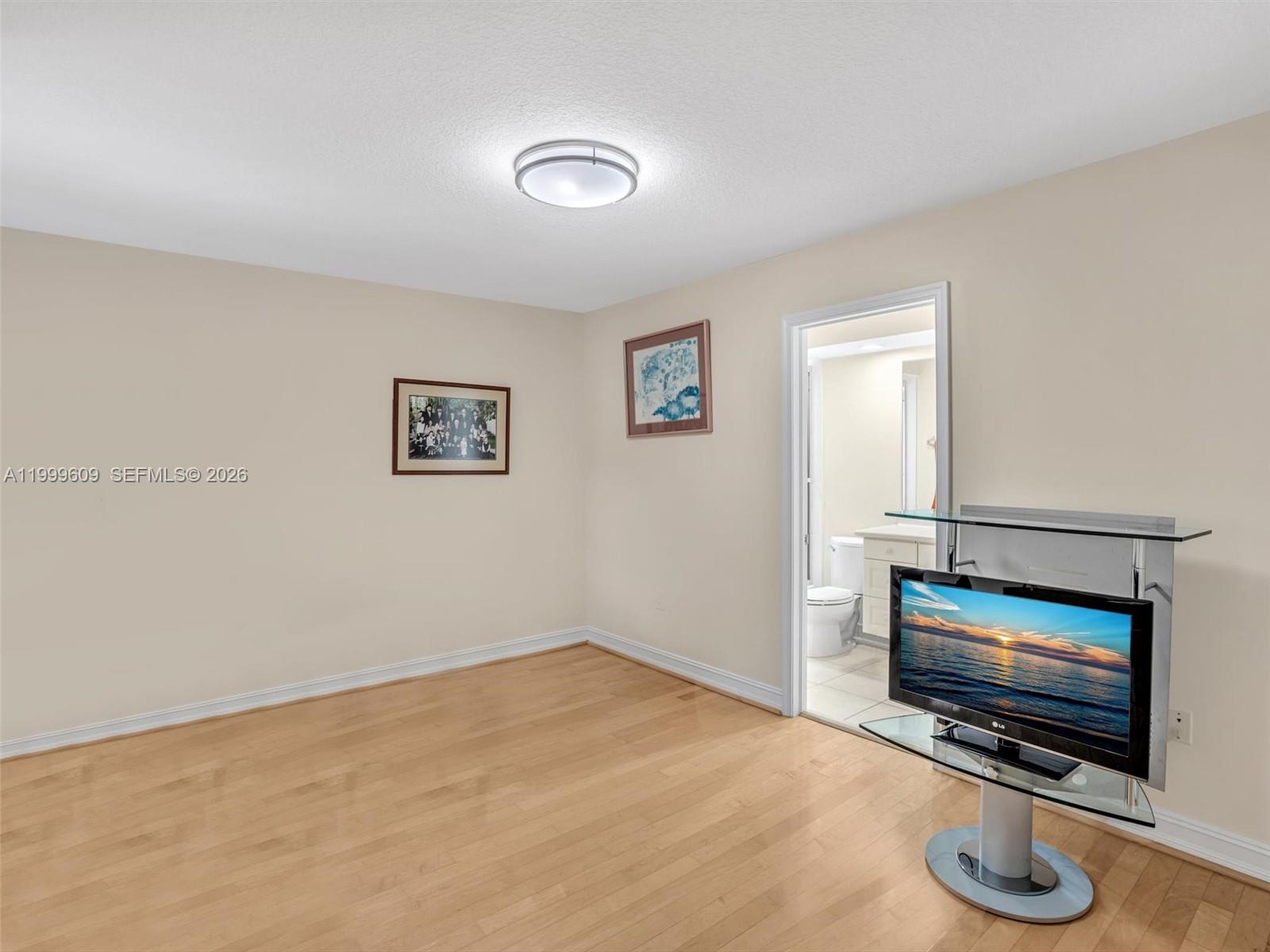 AVENTURA LAKES PHASE 1 - Residential