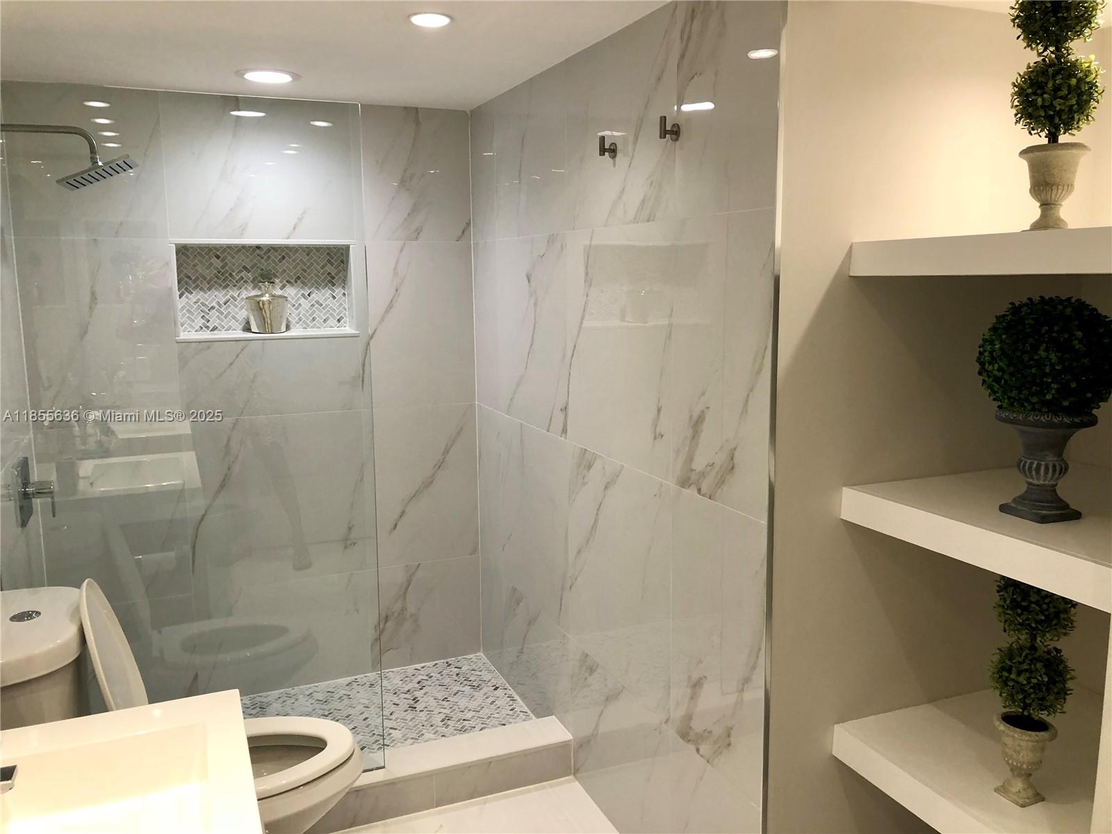 THE YACHT CLUB AT AVENTUR - Residential Lease