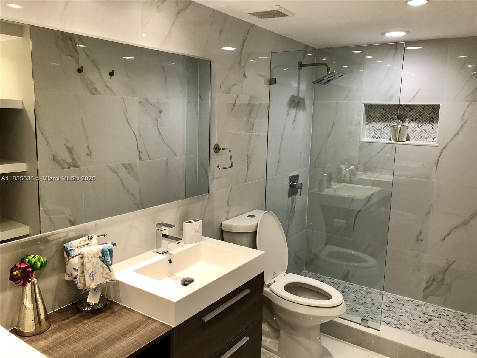 THE YACHT CLUB AT AVENTUR - Residential Lease