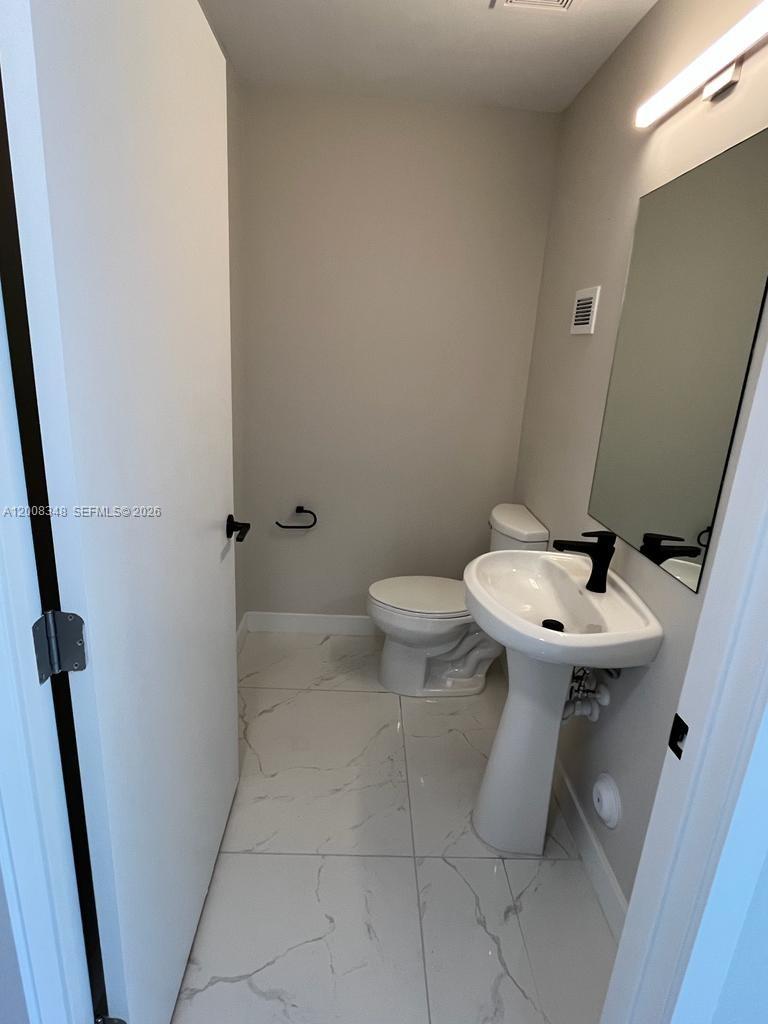 25707 SW 144th Ave 25707