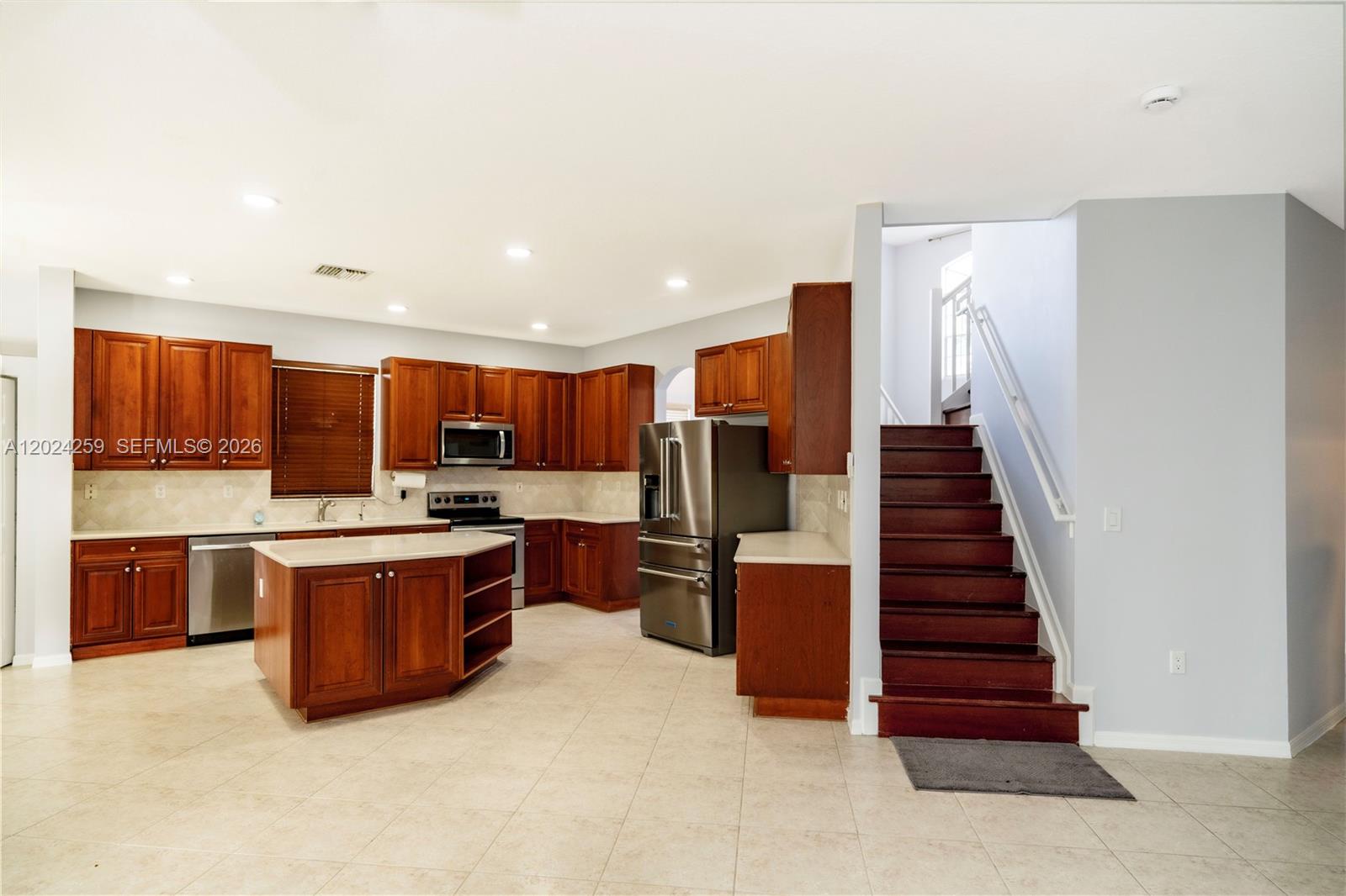 PEMBROKE FALLS-PHASE 4A - Residential Lease