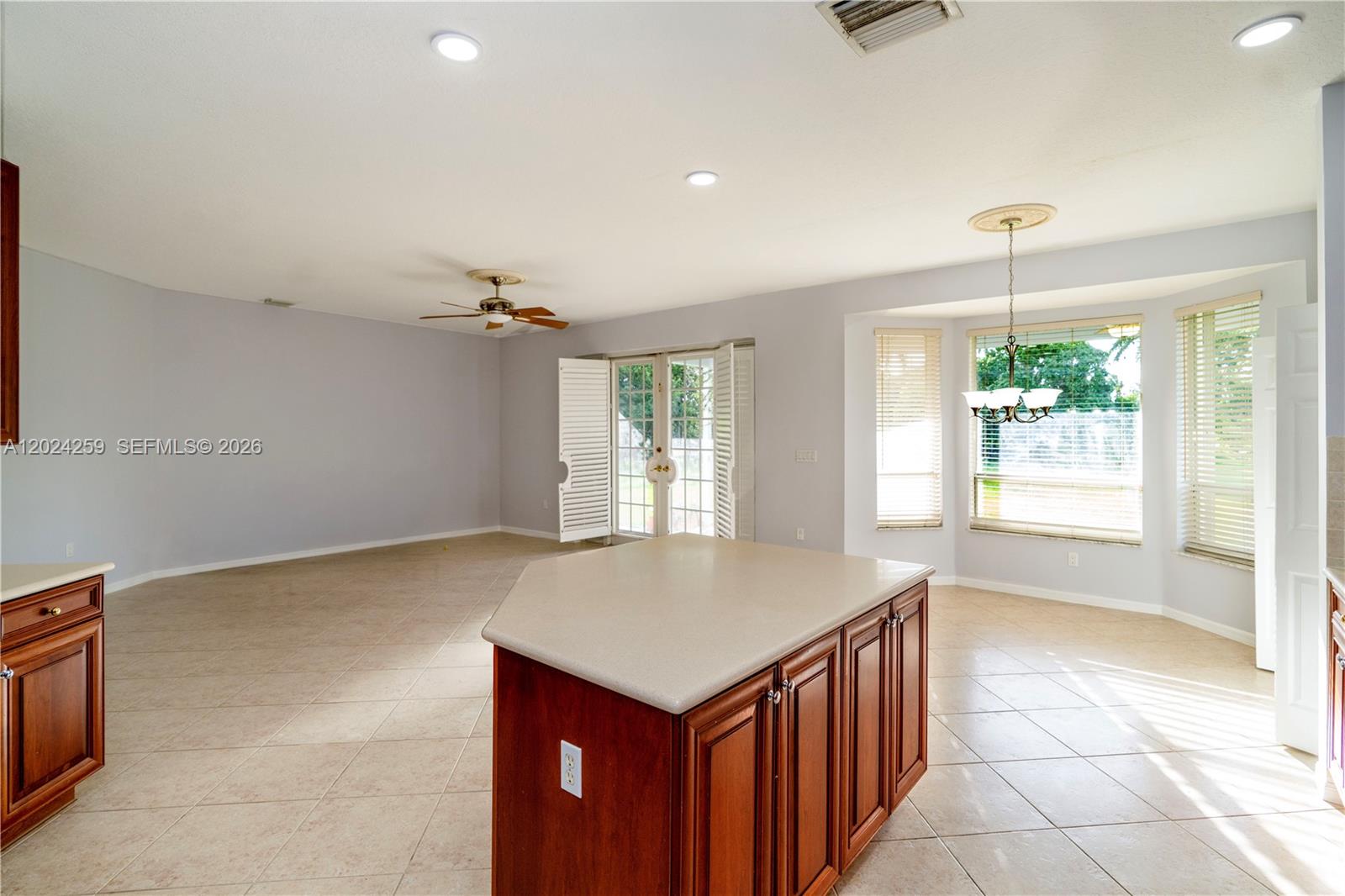 PEMBROKE FALLS-PHASE 4A - Residential Lease