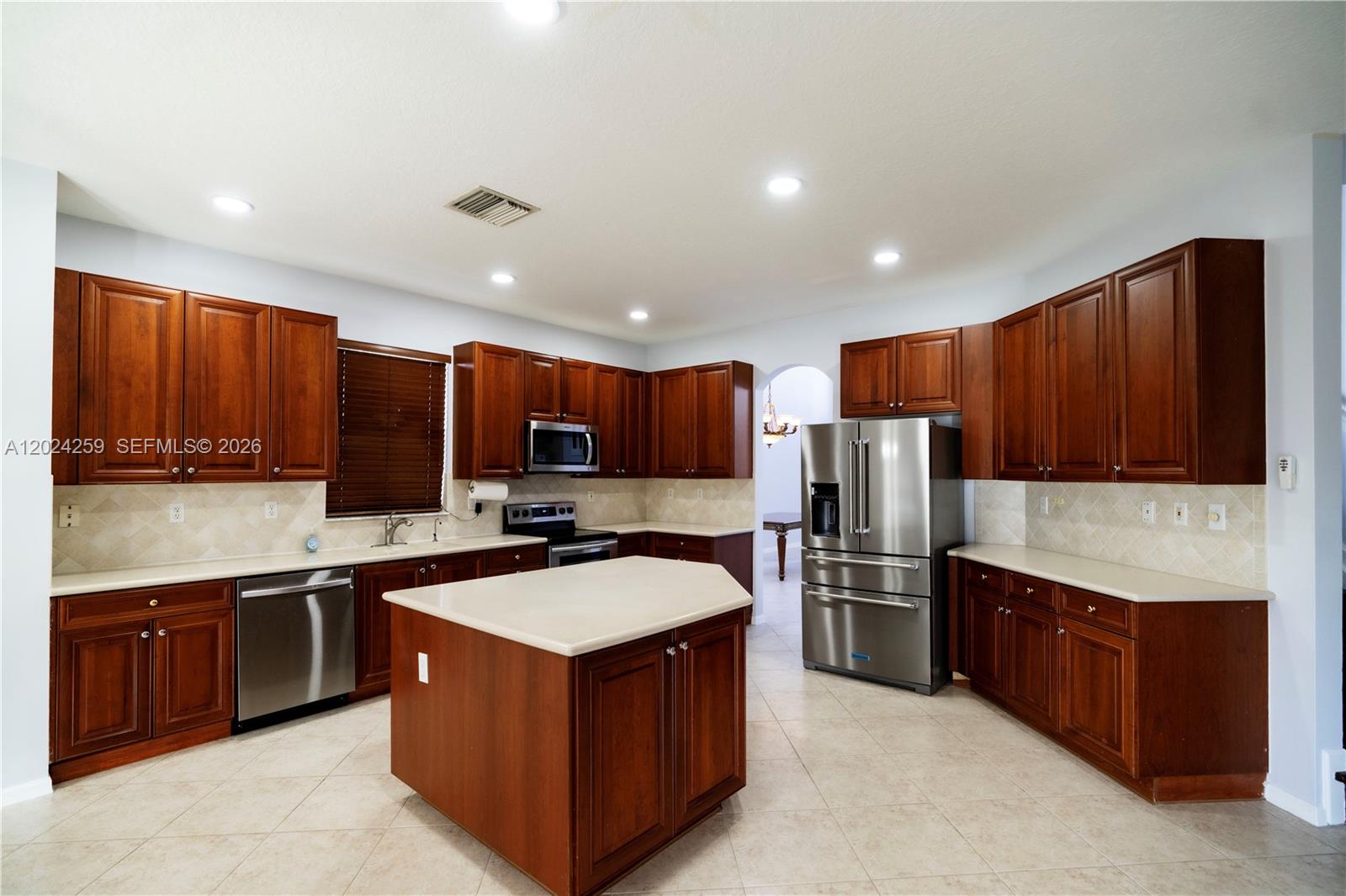 PEMBROKE FALLS-PHASE 4A - Residential Lease