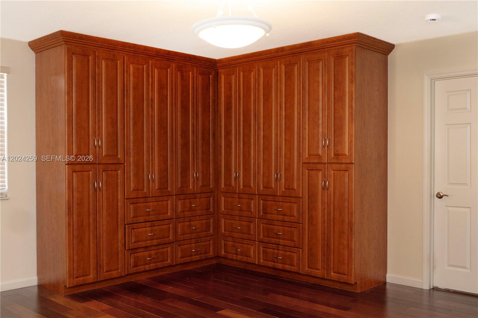 PEMBROKE FALLS-PHASE 4A - Residential Lease