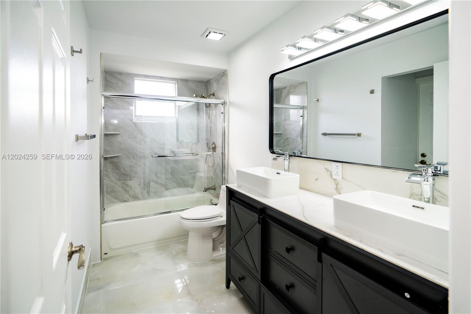 PEMBROKE FALLS-PHASE 4A - Residential Lease