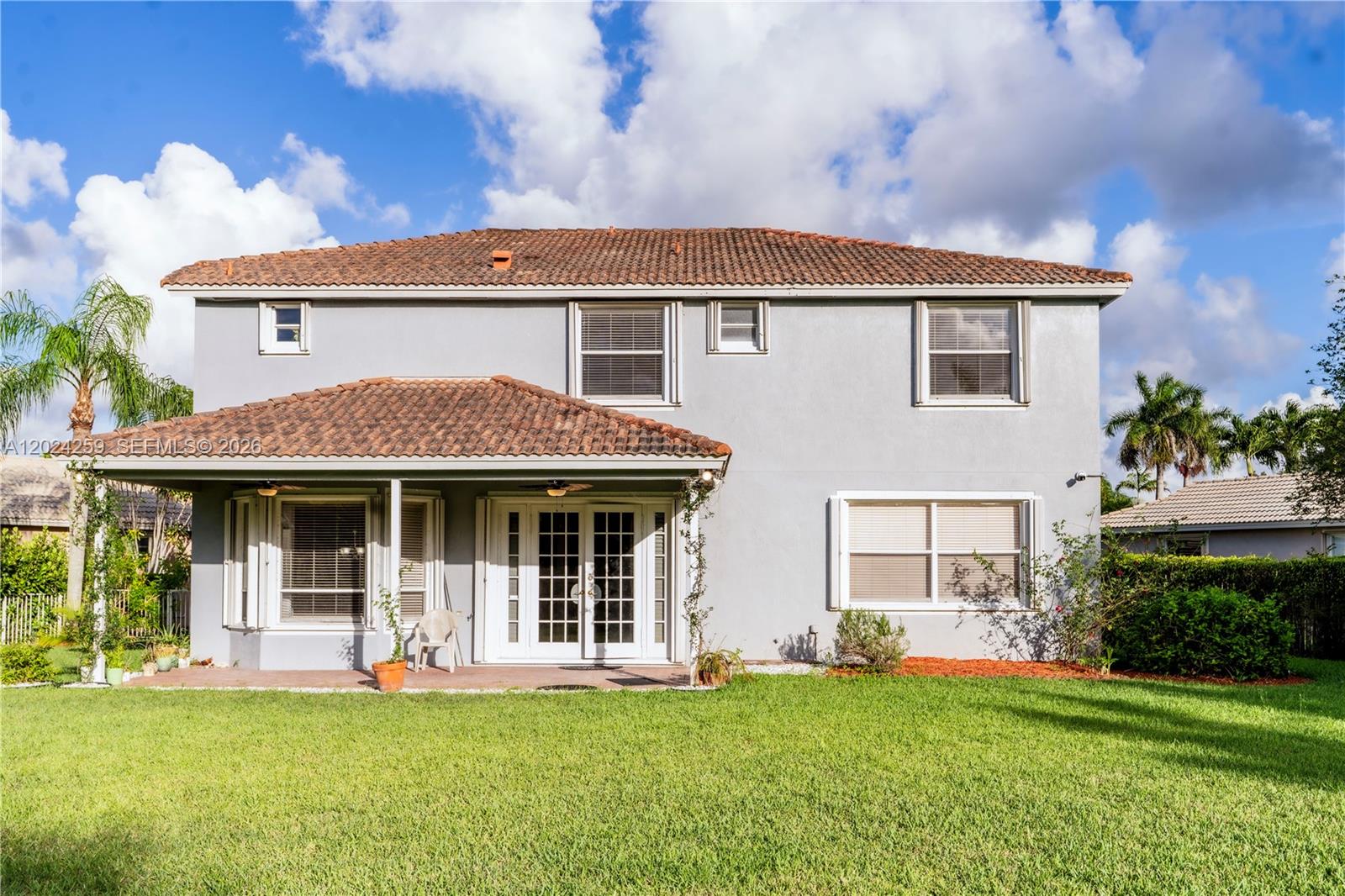 PEMBROKE FALLS-PHASE 4A - Residential Lease