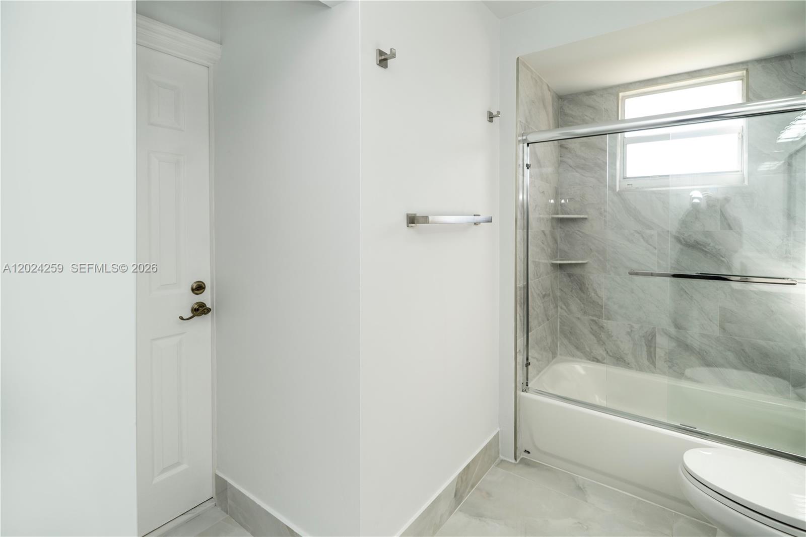 PEMBROKE FALLS-PHASE 4A - Residential Lease