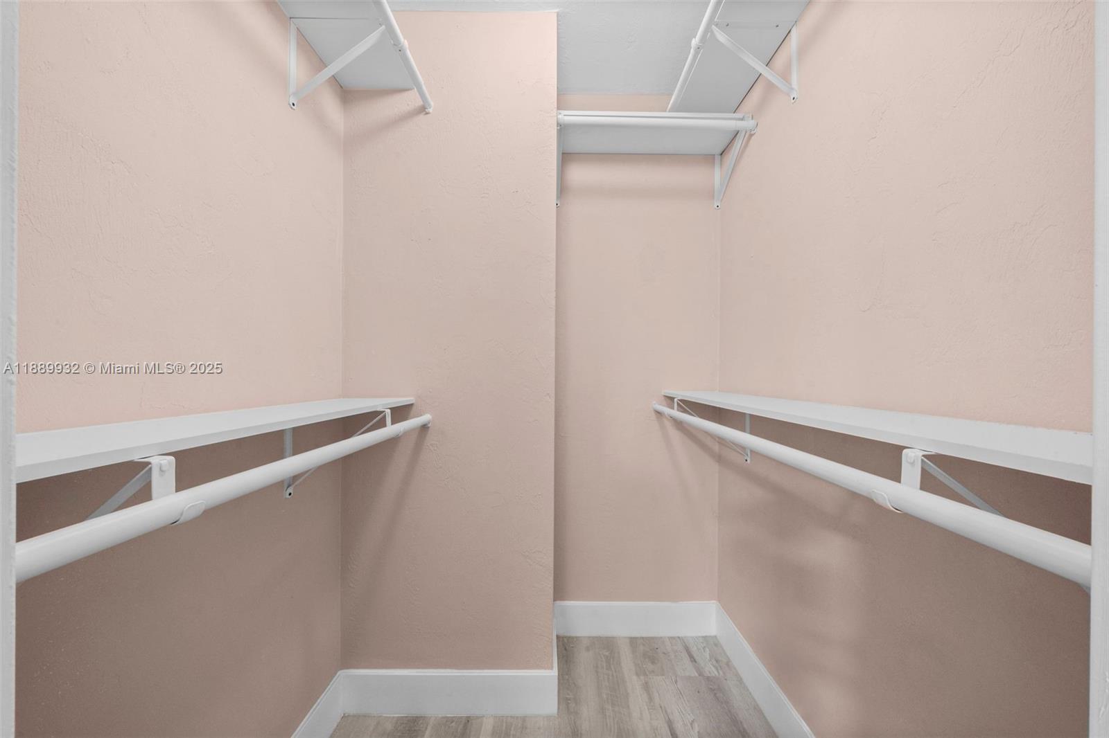 CASA GRANADA CONDO - Residential