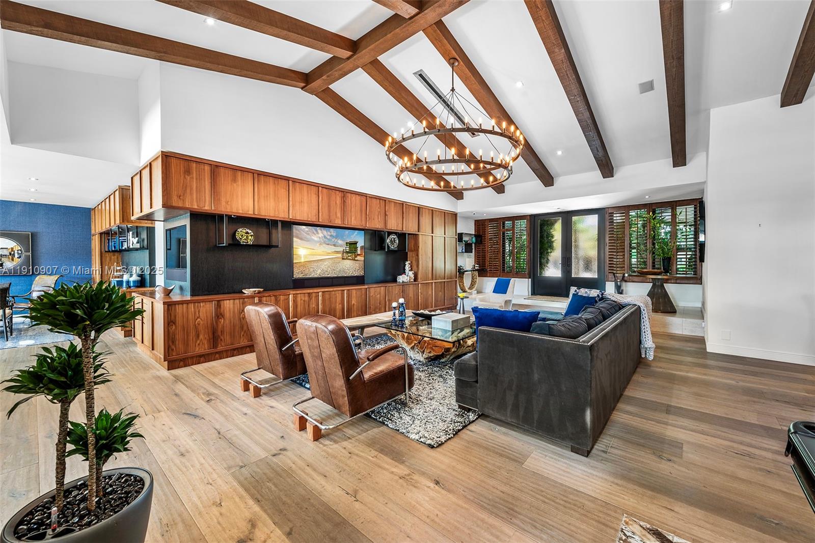 EASTERN SHORES 1ST ADDN - Residential