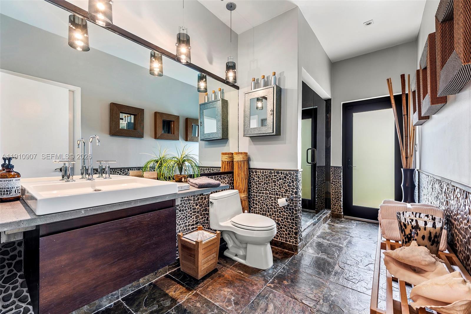 EASTERN SHORES 1ST ADDN - Residential