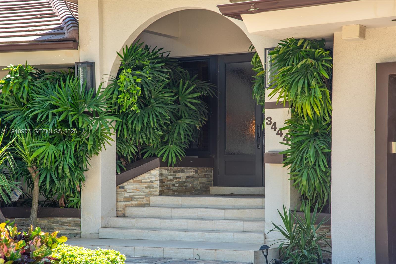 EASTERN SHORES 1ST ADDN - Residential