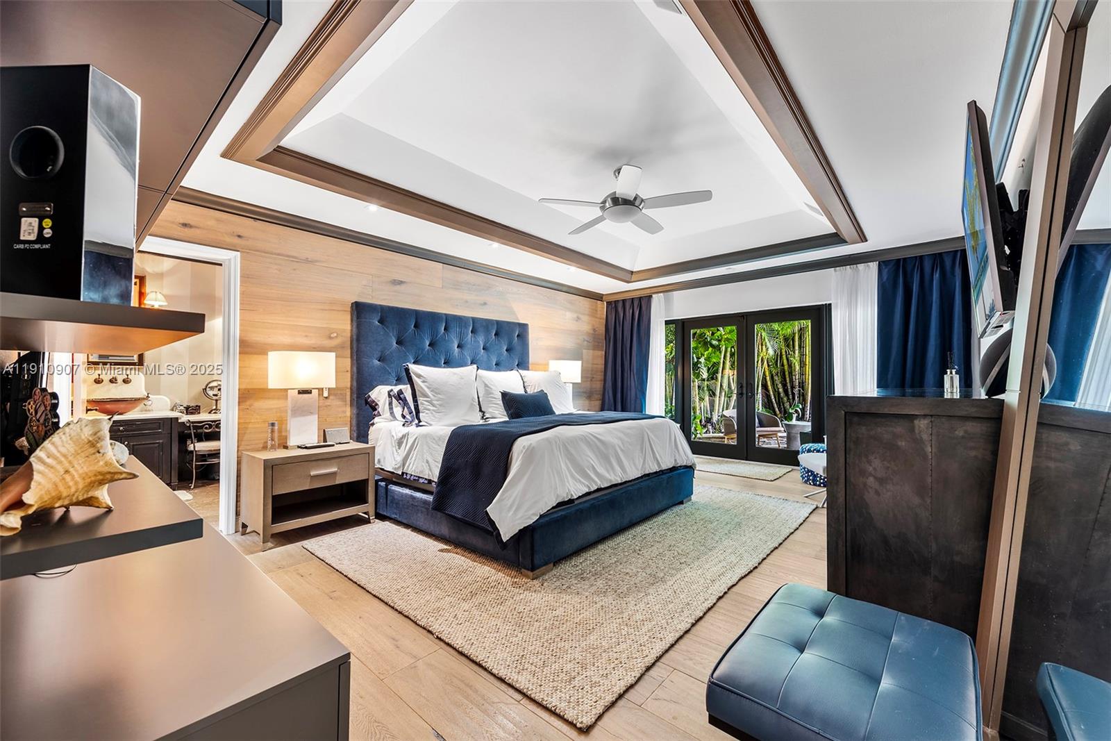 EASTERN SHORES 1ST ADDN - Residential