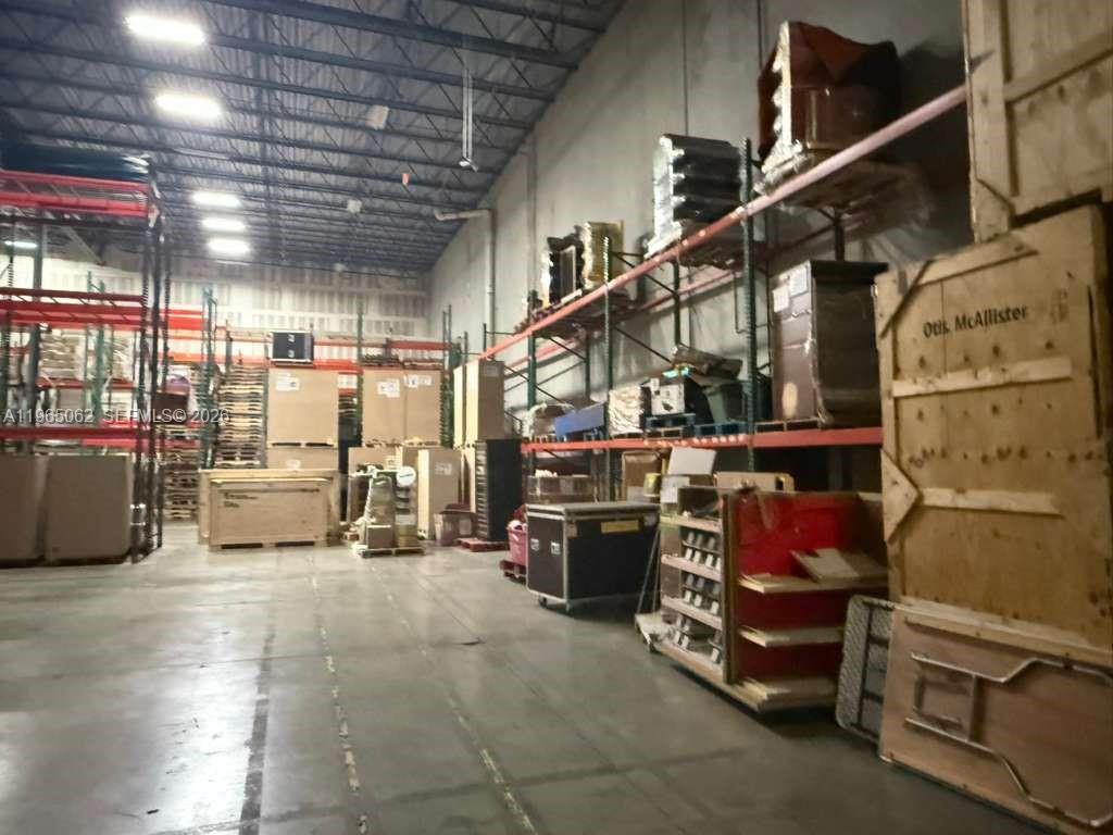 11401 NW 134th St 104-106