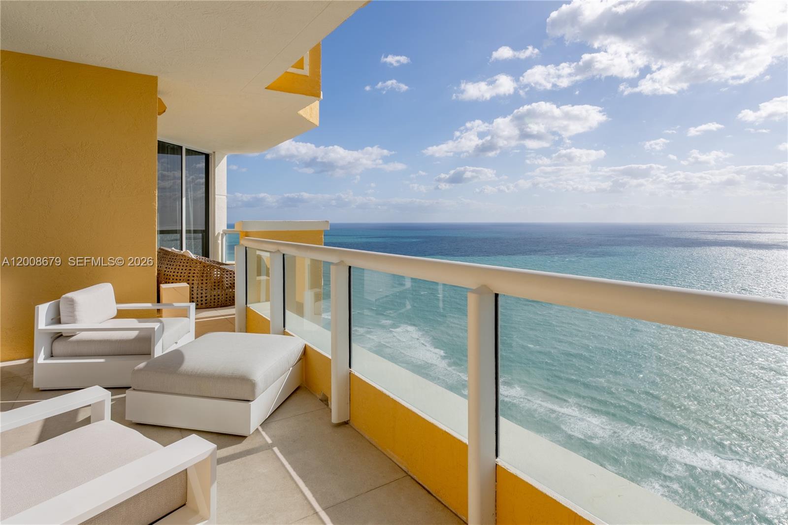 ACQUALINA OCEAN RESIDENCE - Residential