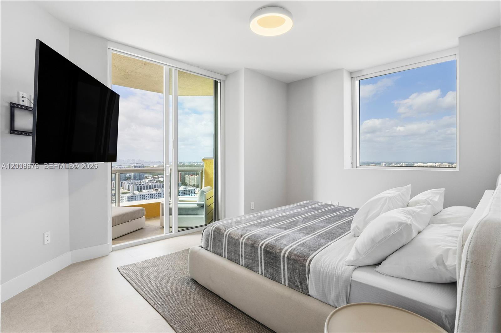 ACQUALINA OCEAN RESIDENCE - Residential