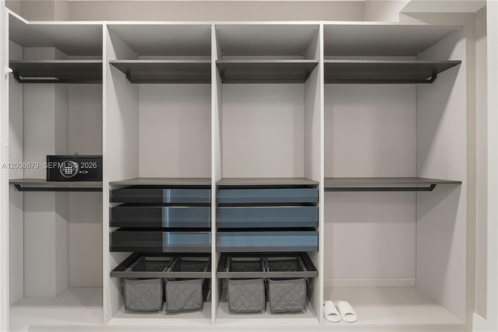 ACQUALINA OCEAN RESIDENCE - Residential