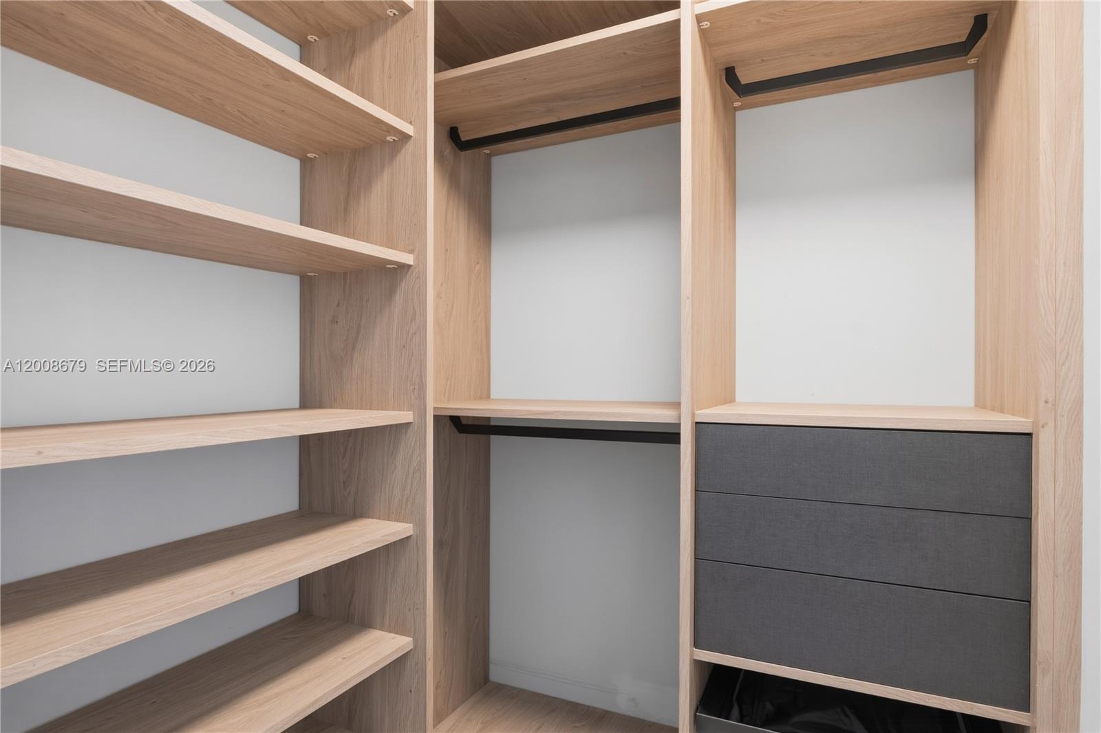 ACQUALINA OCEAN RESIDENCE - Residential