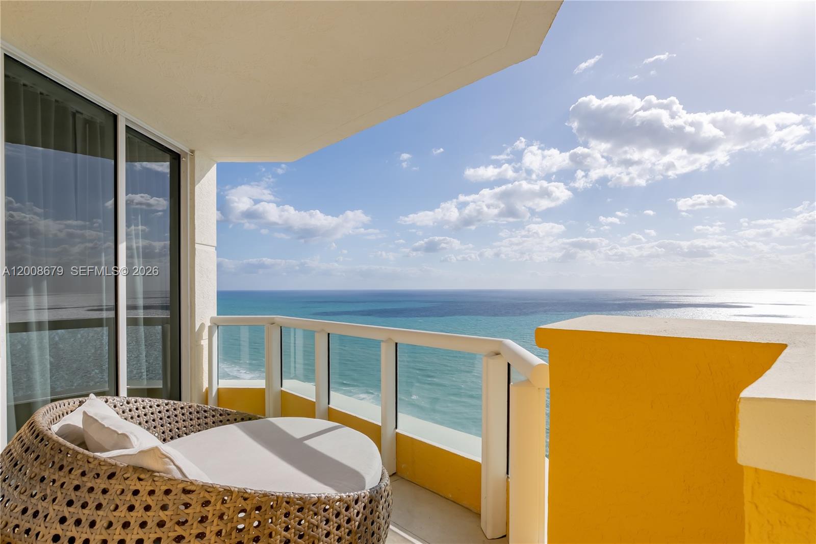 ACQUALINA OCEAN RESIDENCE - Residential