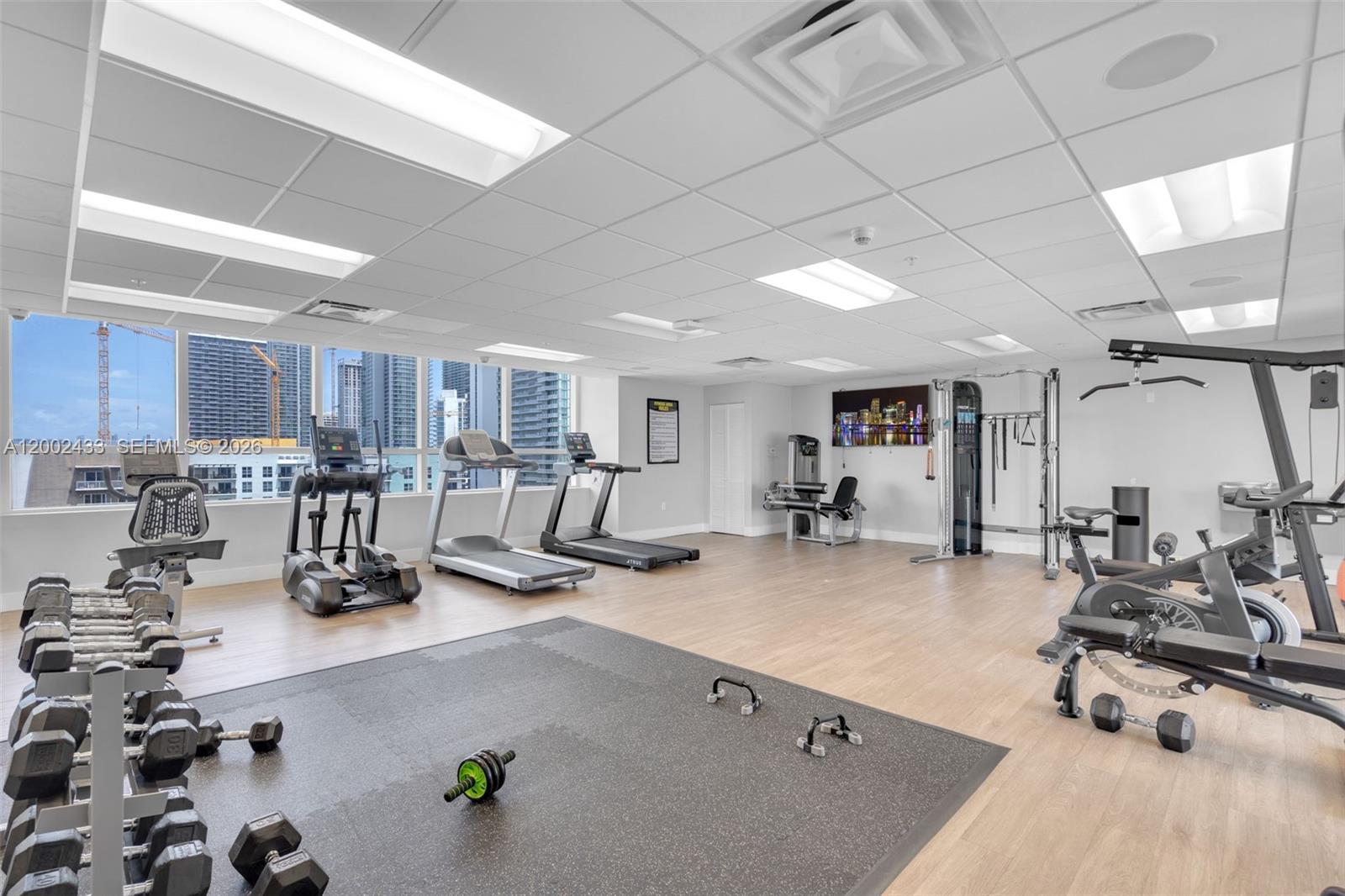 26 EDGEWATER CONDO - Residential Lease