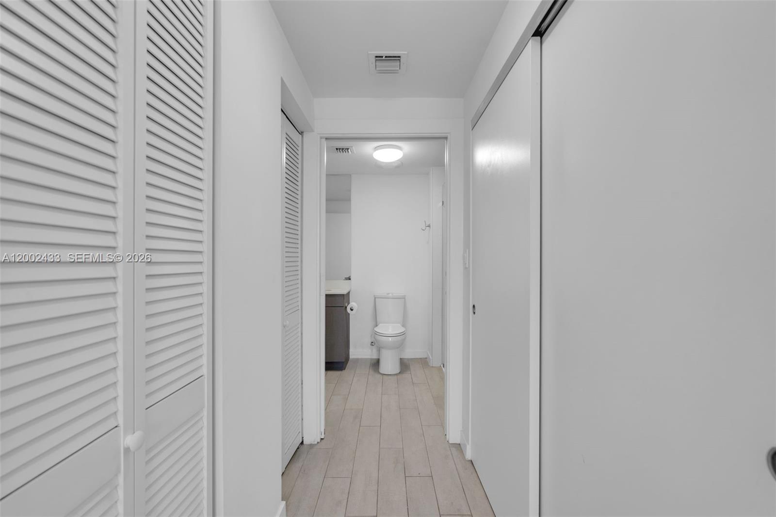 26 EDGEWATER CONDO - Residential Lease