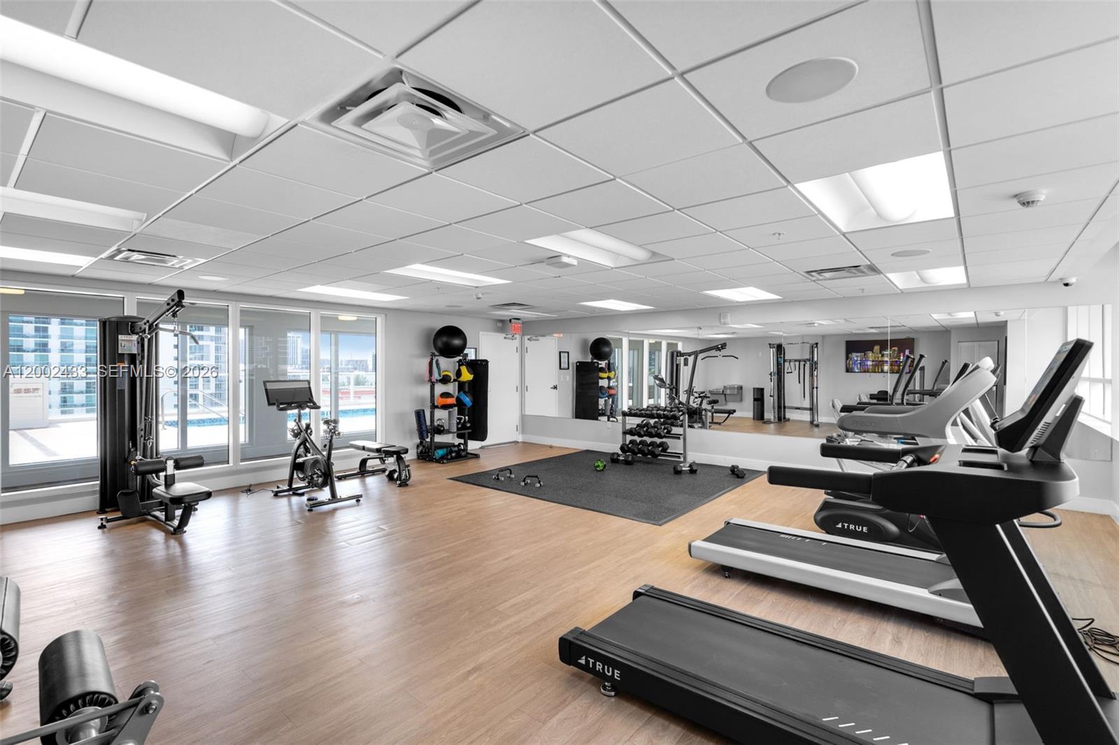 26 EDGEWATER CONDO - Residential Lease