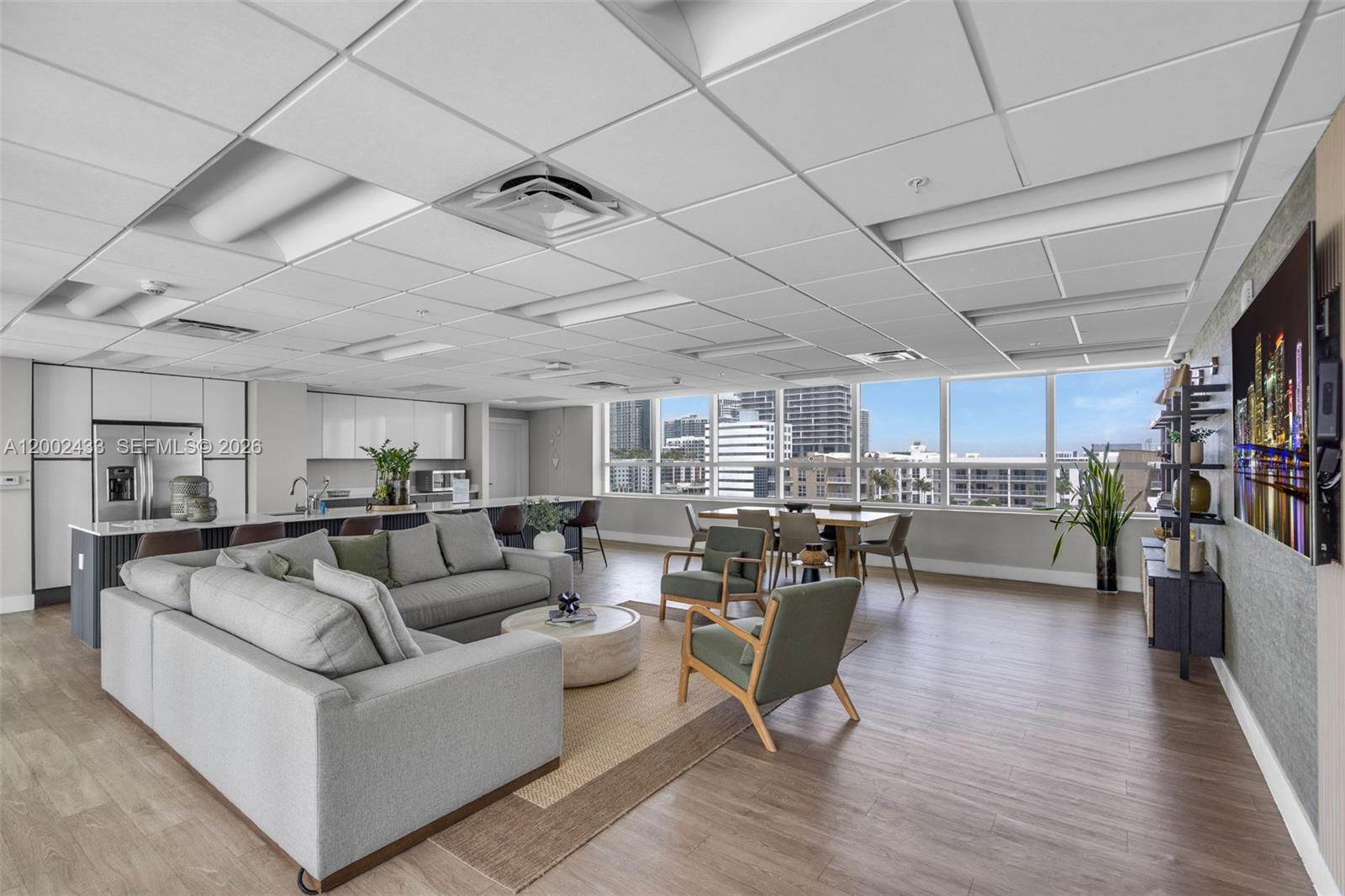 26 EDGEWATER CONDO - Residential Lease