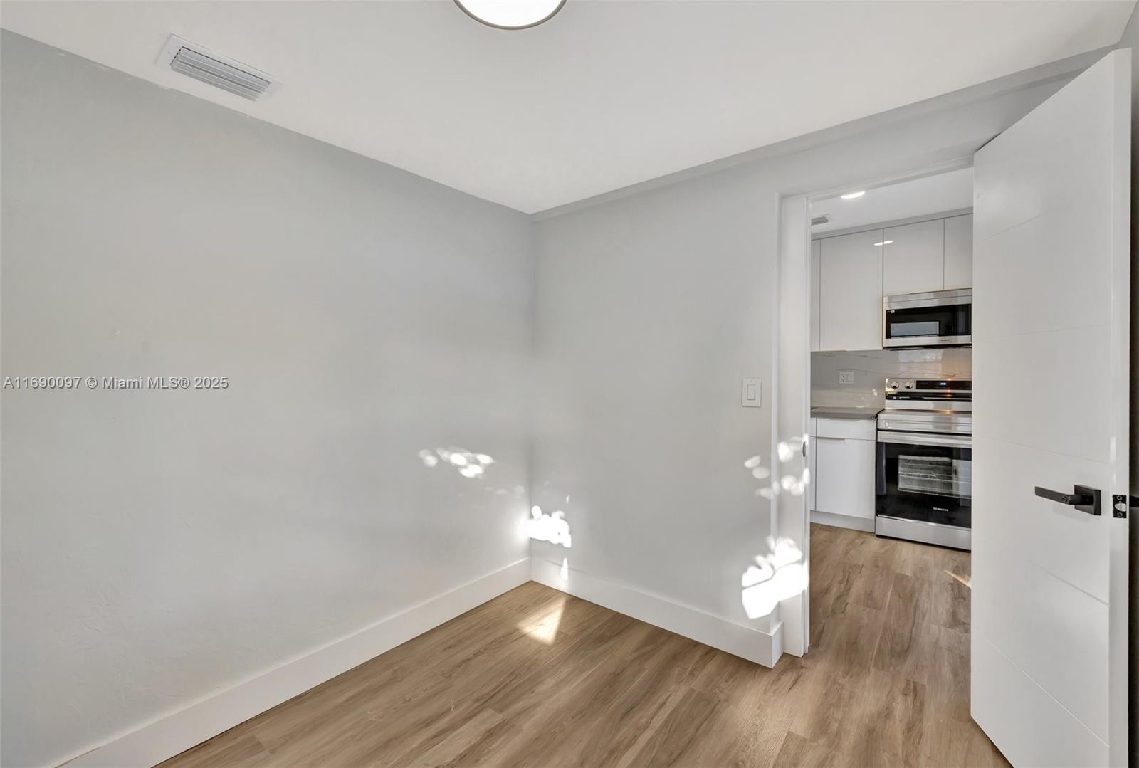 NORTH ANDREWS TERRACE - Residential