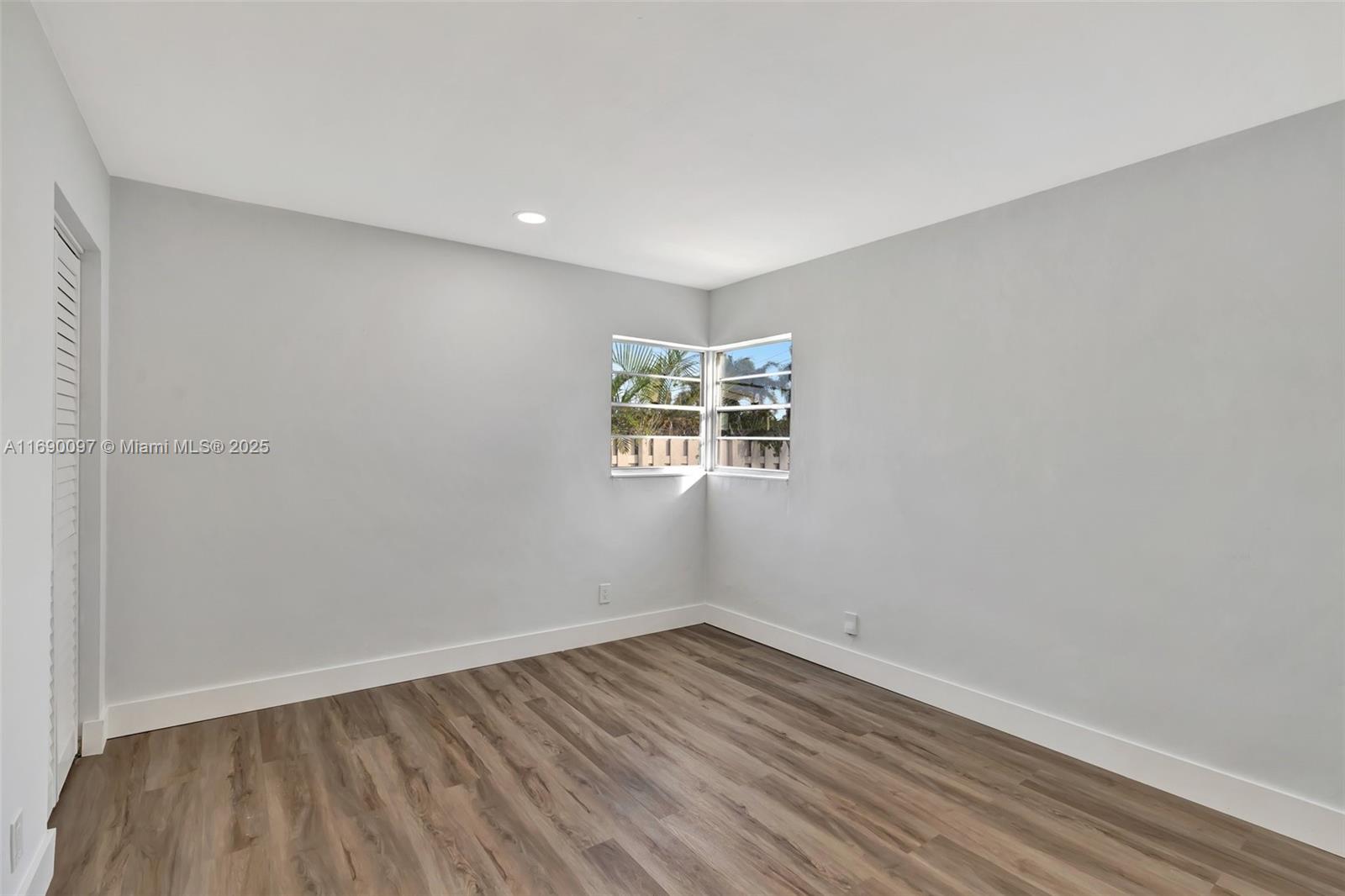 NORTH ANDREWS TERRACE - Residential