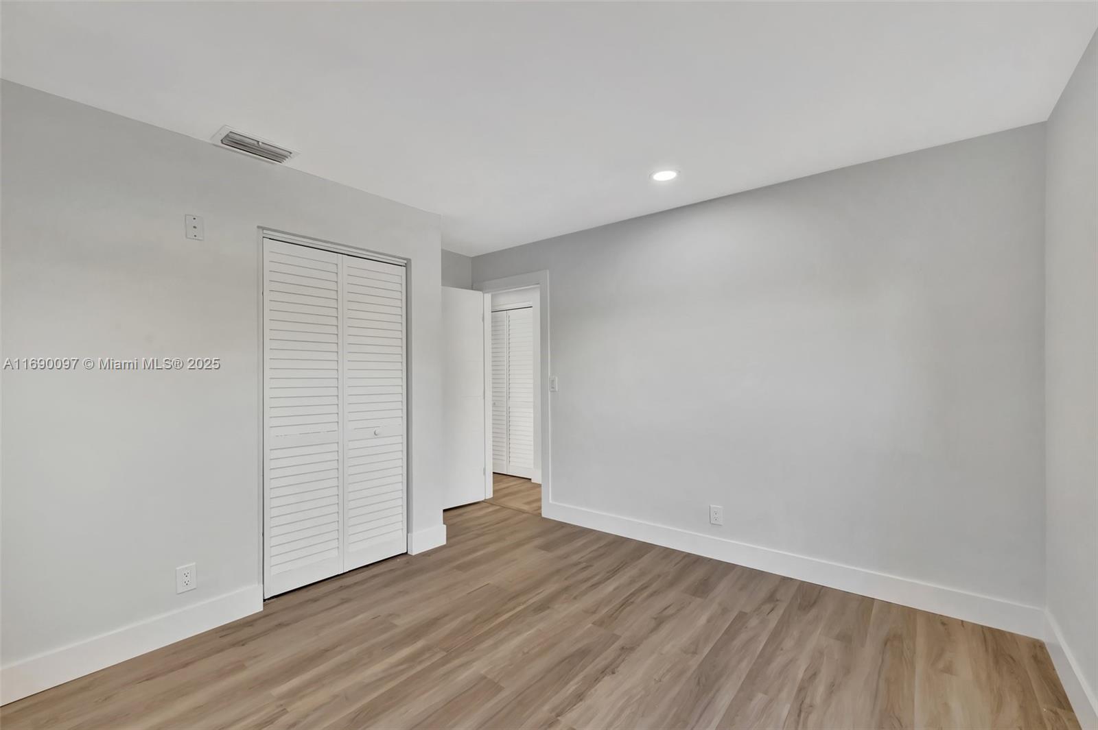 NORTH ANDREWS TERRACE - Residential