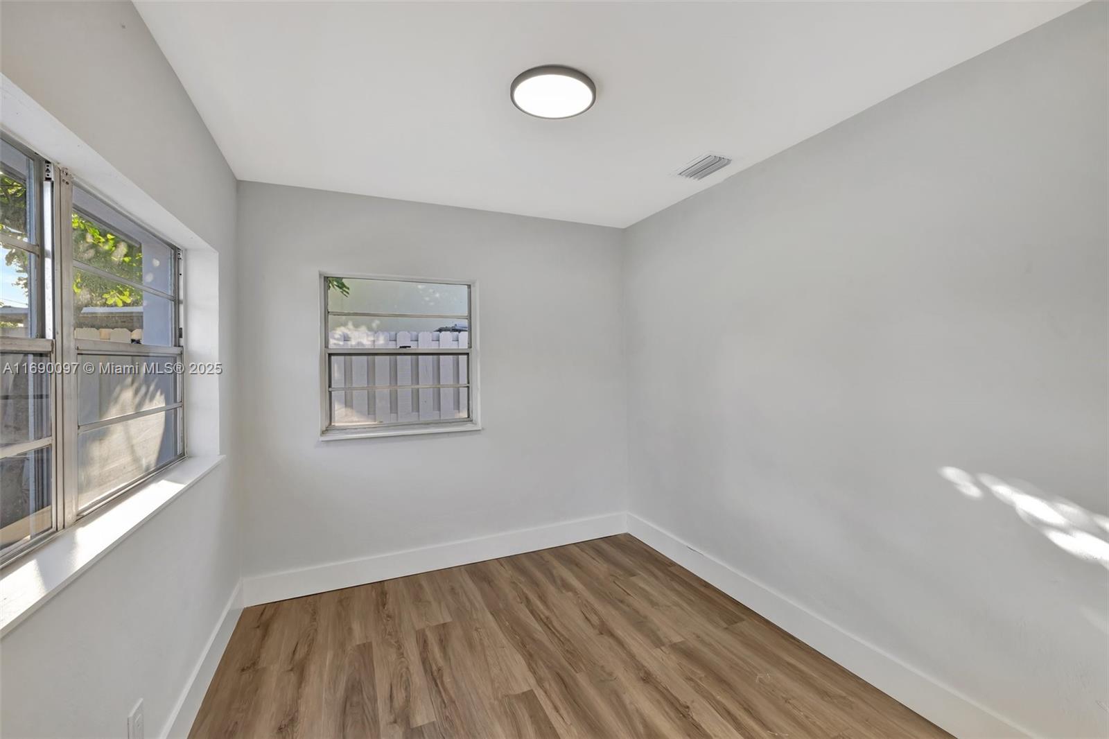 NORTH ANDREWS TERRACE - Residential