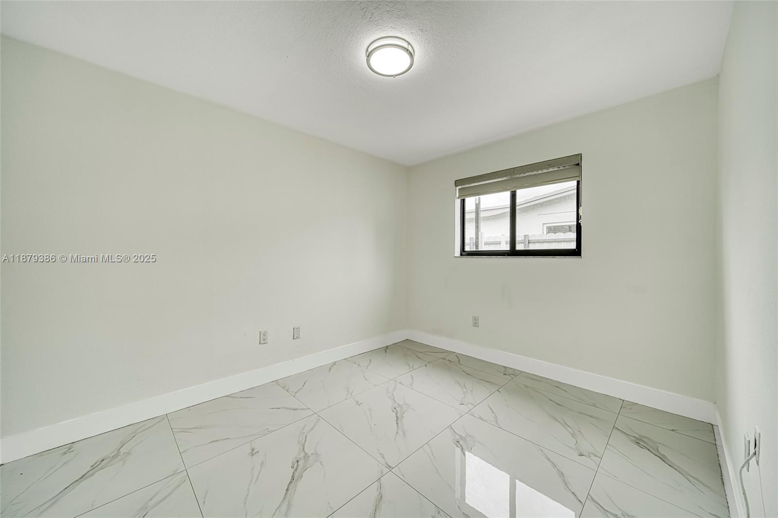 DRIFTWOOD PLAZA ADD - Residential Lease