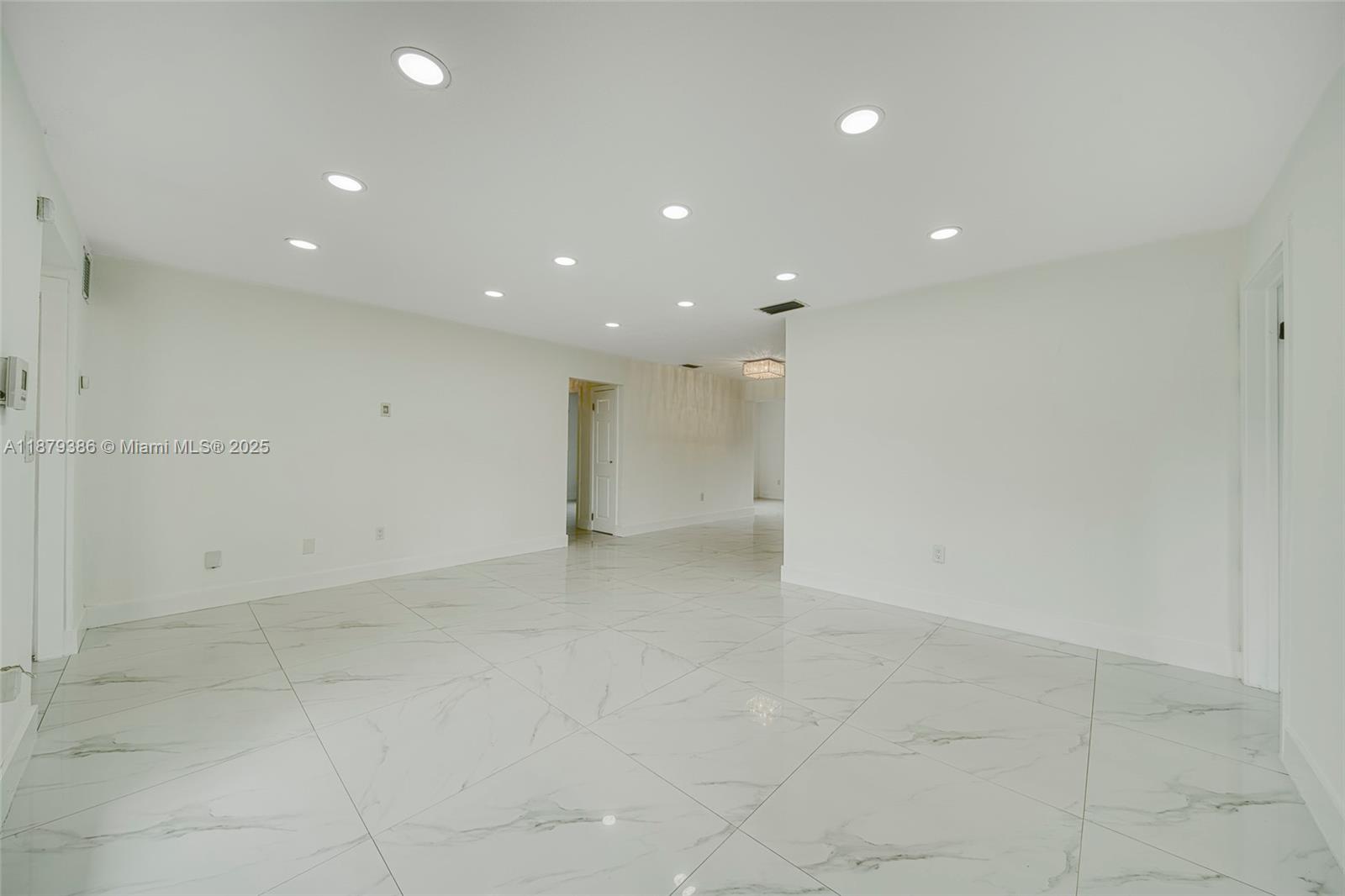 DRIFTWOOD PLAZA ADD - Residential Lease