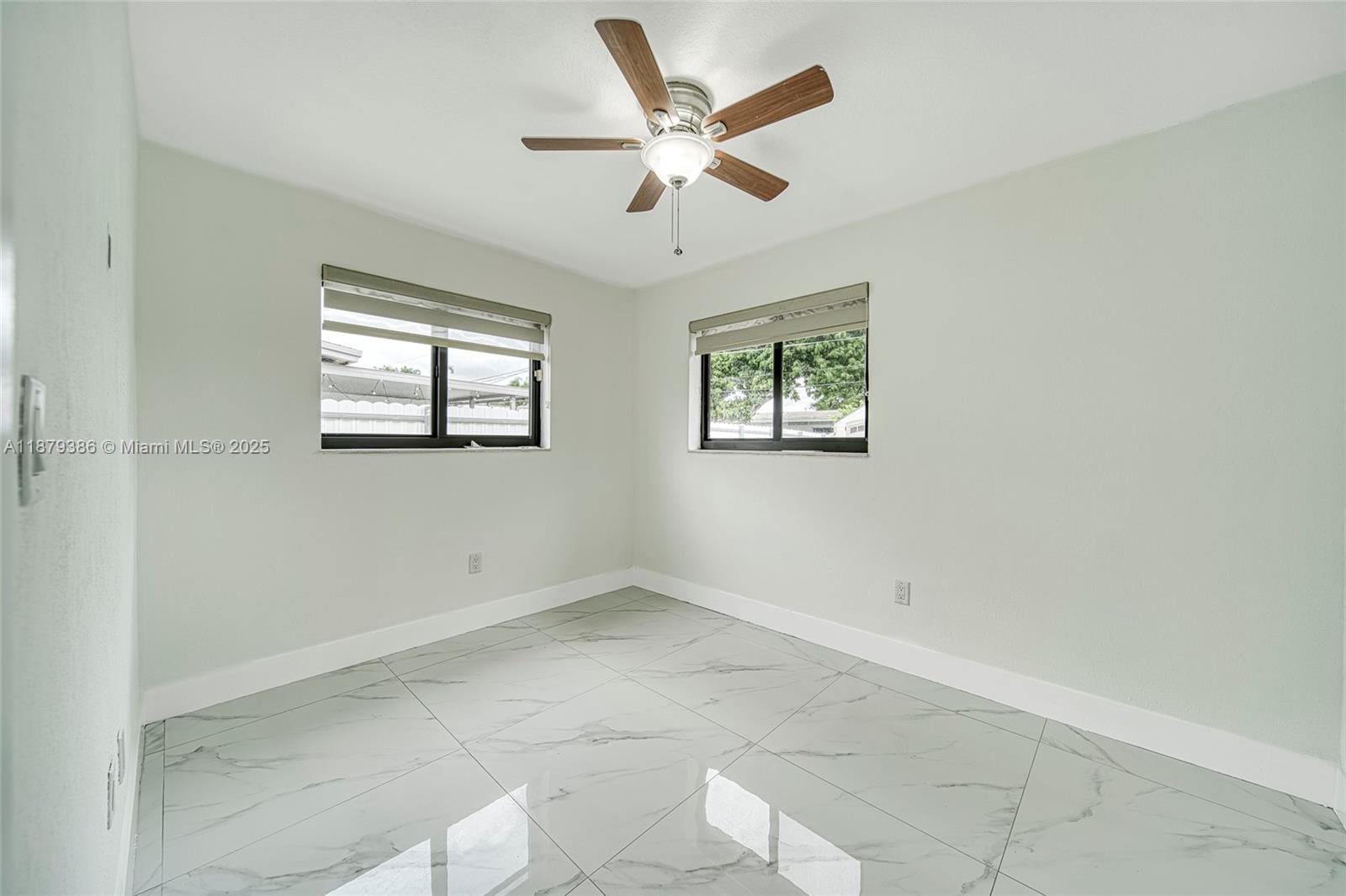 DRIFTWOOD PLAZA ADD - Residential Lease